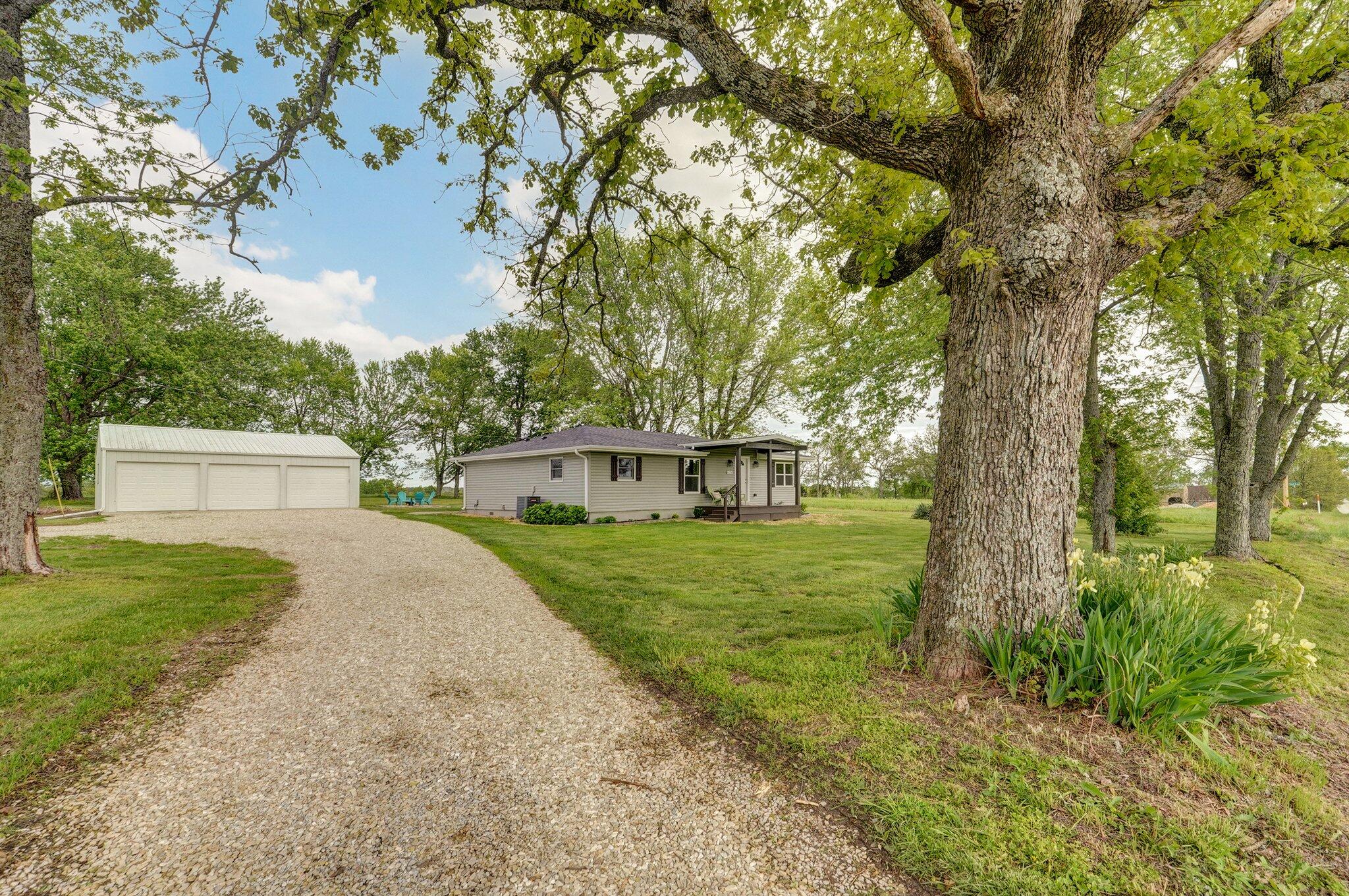 6376 South Farm Rd 249 Property Photo 5