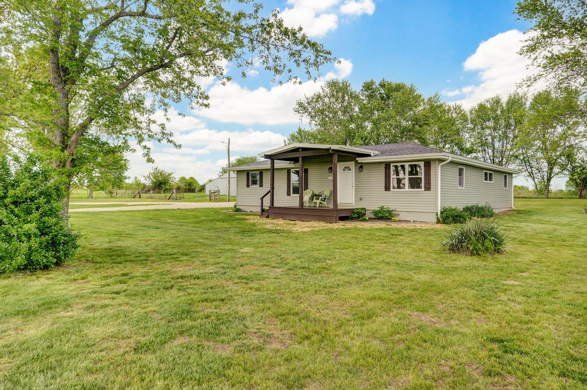 6376 South Farm Rd 249 Property Photo 8