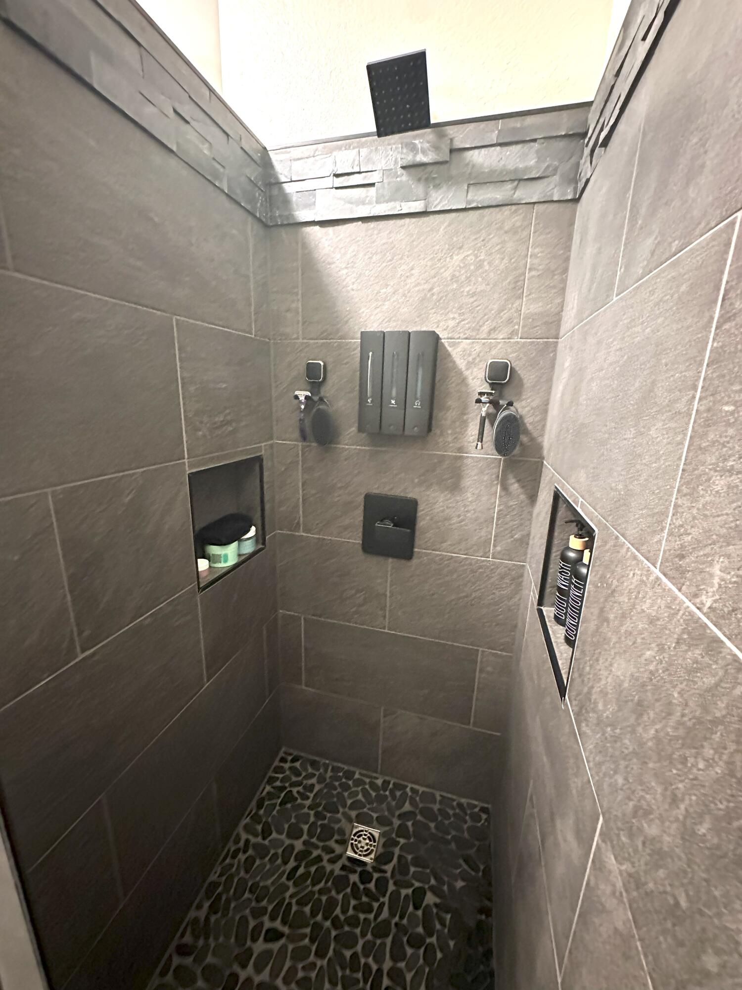 300 Summerbrooke Lane Property Photo 18