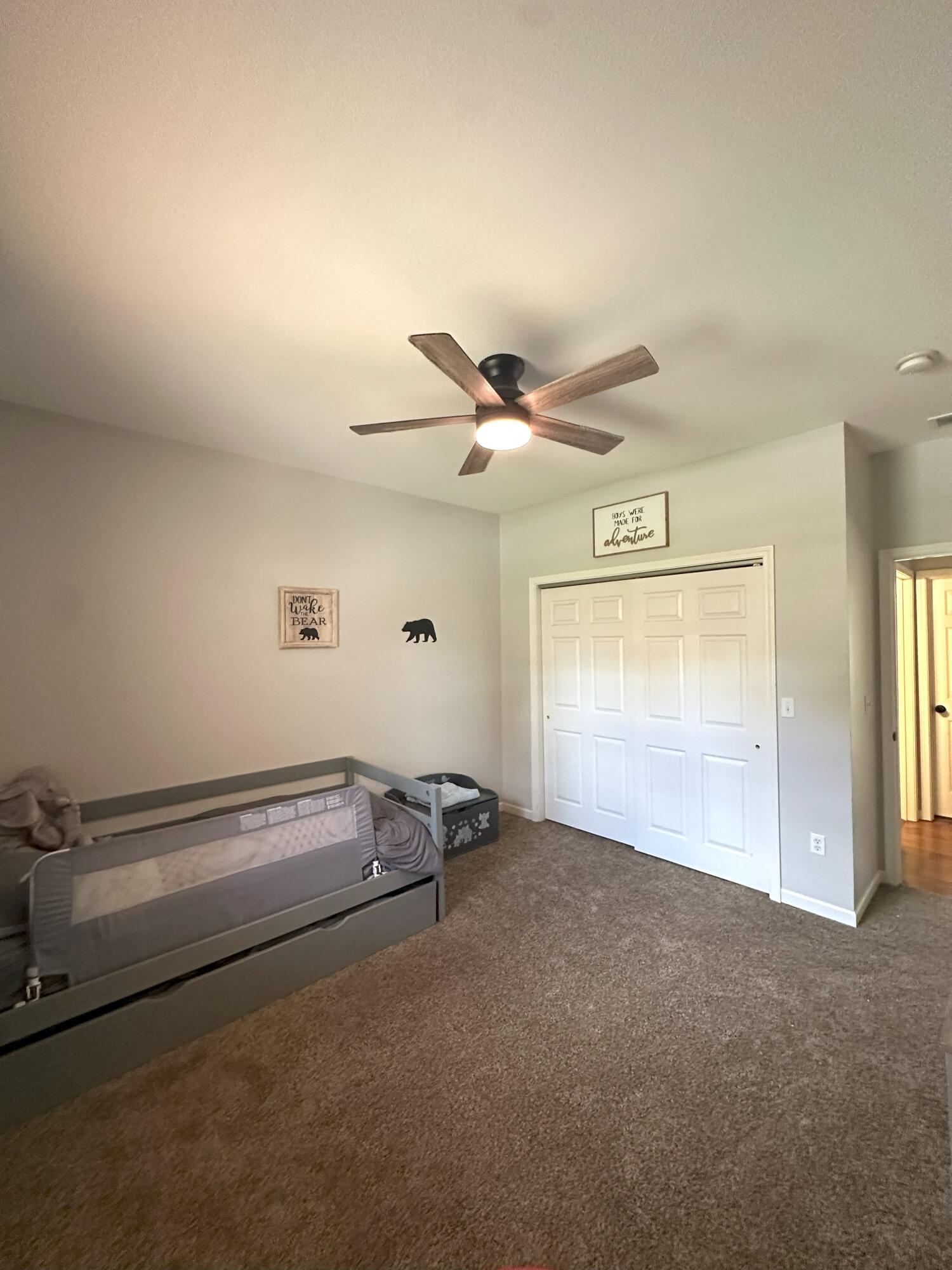 300 Summerbrooke Lane Property Photo 21