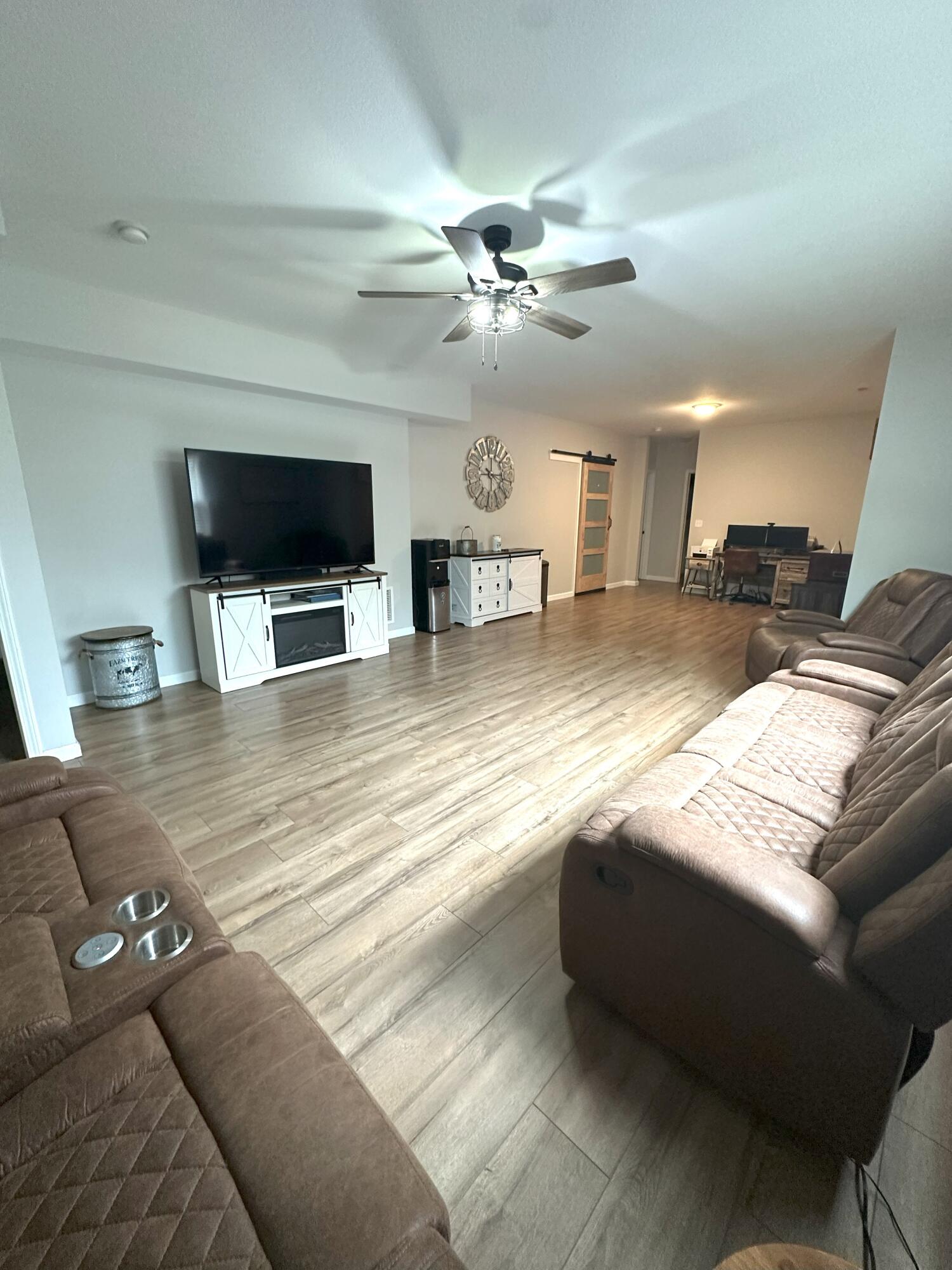 300 Summerbrooke Lane Property Photo 26