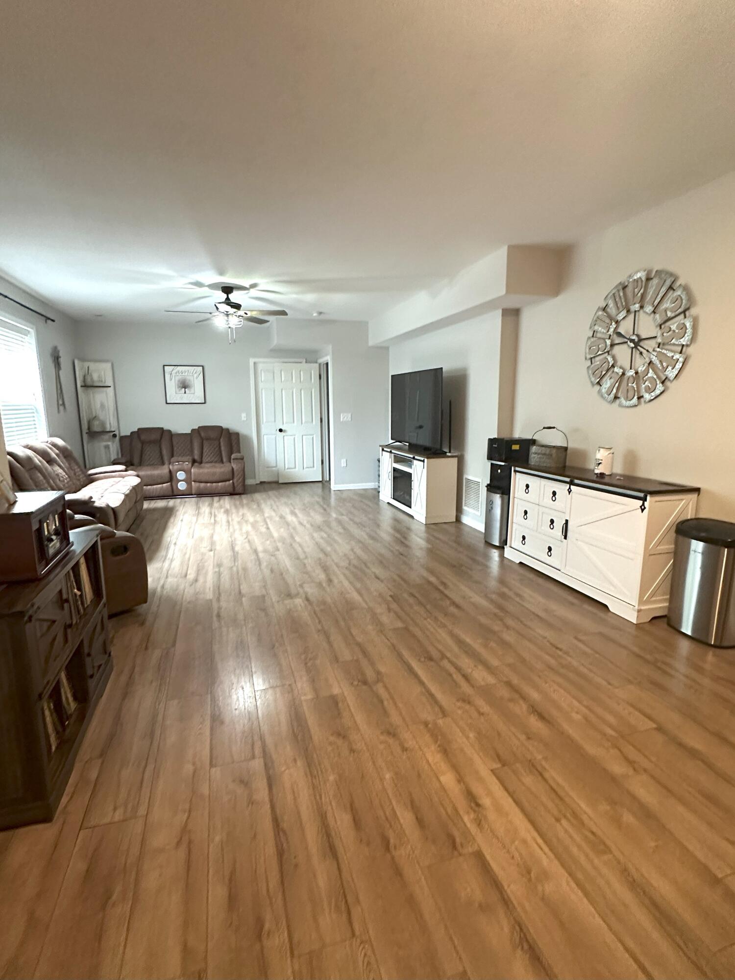 300 Summerbrooke Lane Property Photo 27