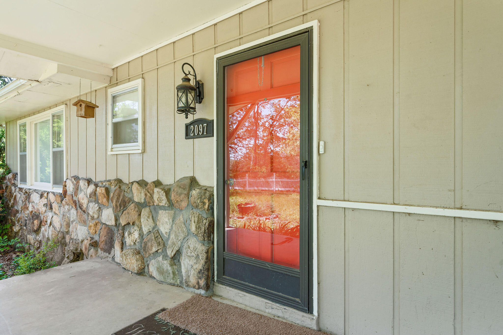 2097 Sunset Inn Drive Property Photo 5