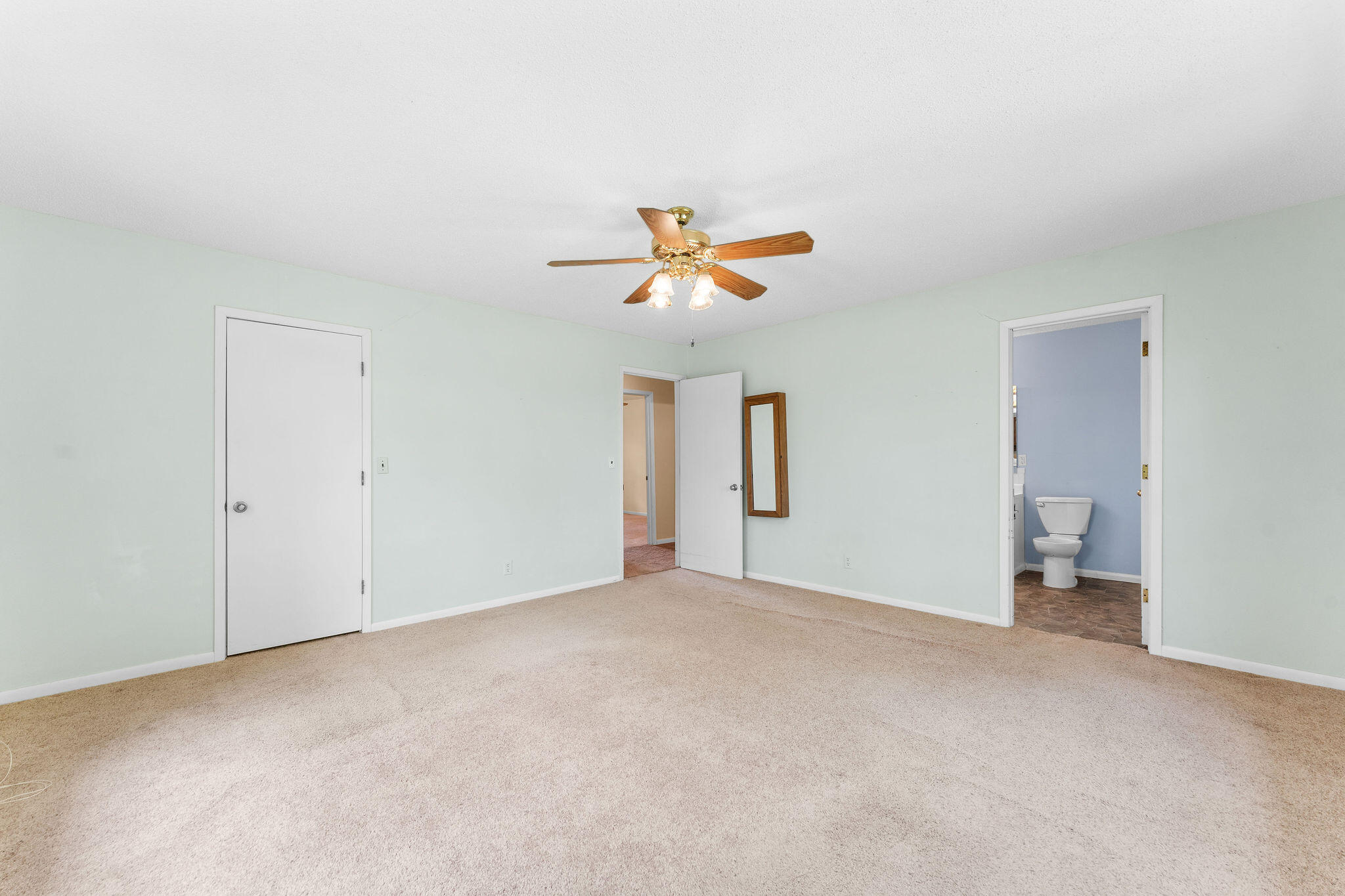 2097 Sunset Inn Drive Property Photo 16