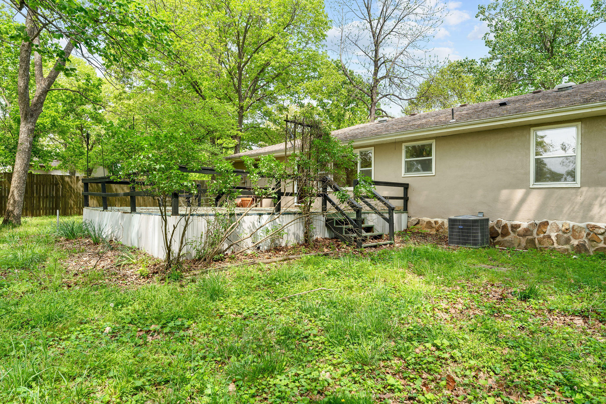 2097 Sunset Inn Drive Property Photo 23