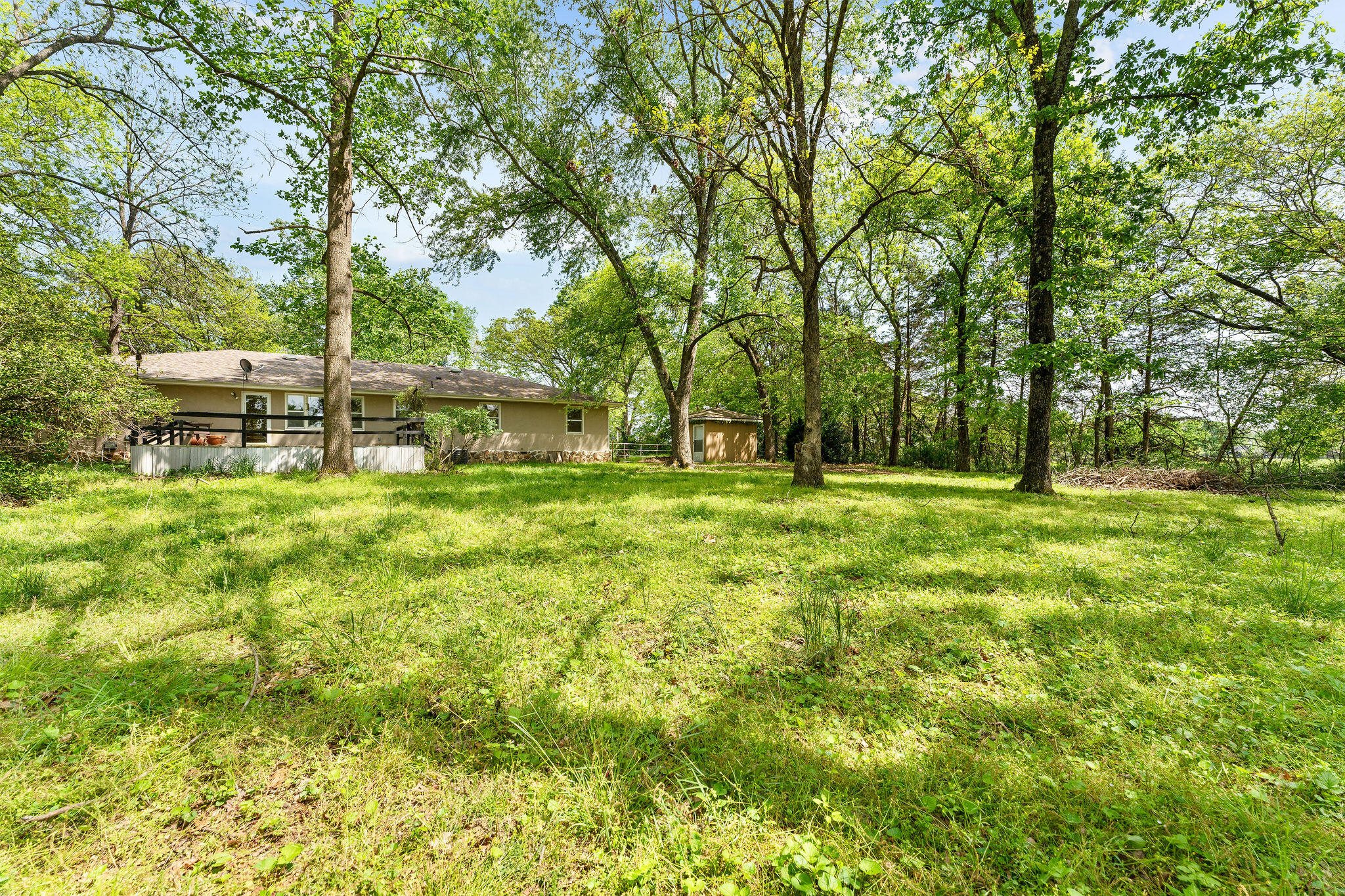 2097 Sunset Inn Drive Property Photo 27