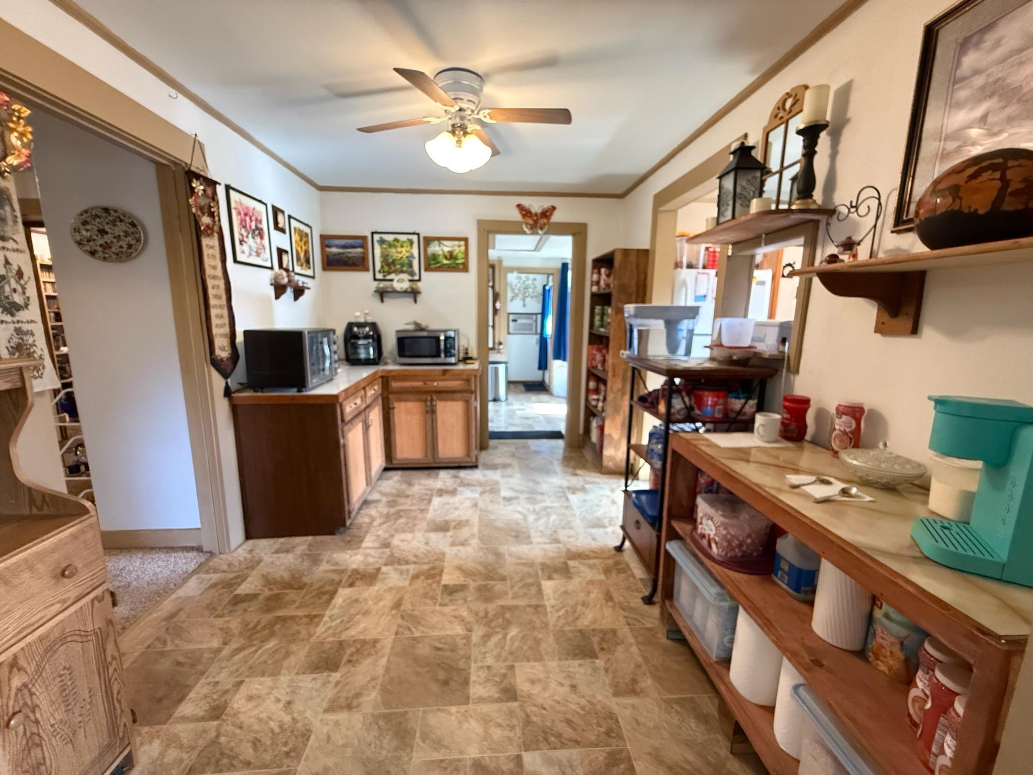 215 Hill Avenue Property Photo 10