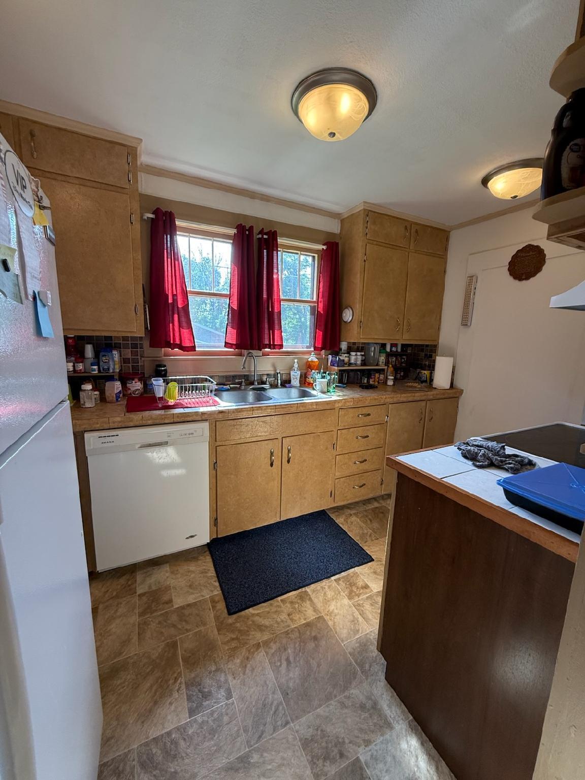 215 Hill Avenue Property Photo 13