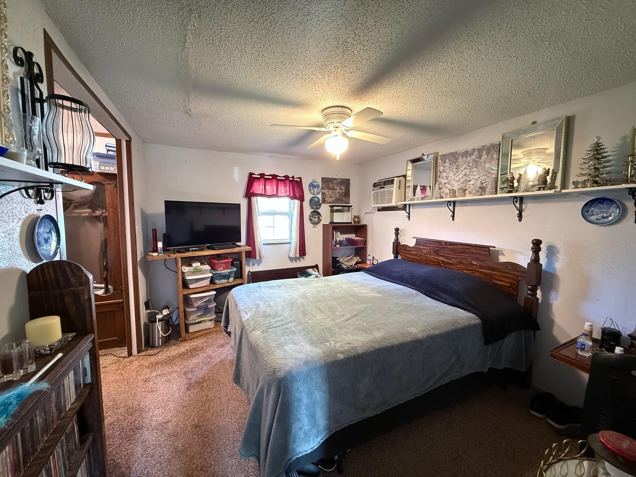 215 Hill Avenue Property Photo 16