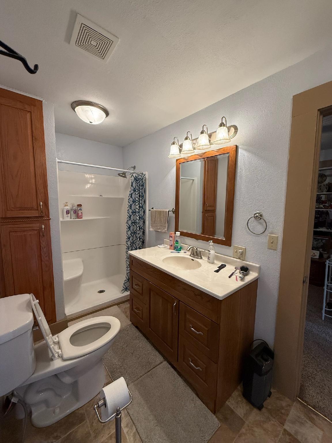 215 Hill Avenue Property Photo 18