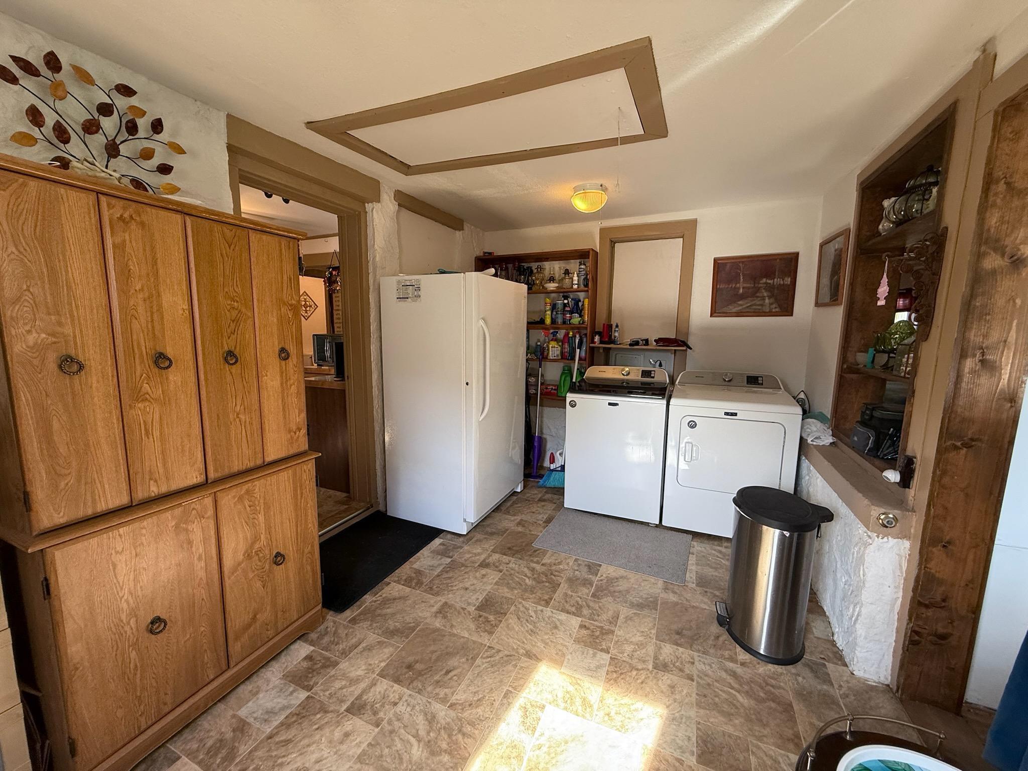 215 Hill Avenue Property Photo 19