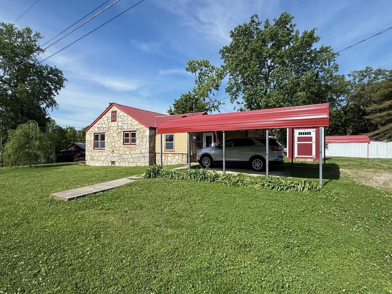 215 Hill Avenue Property Photo 27