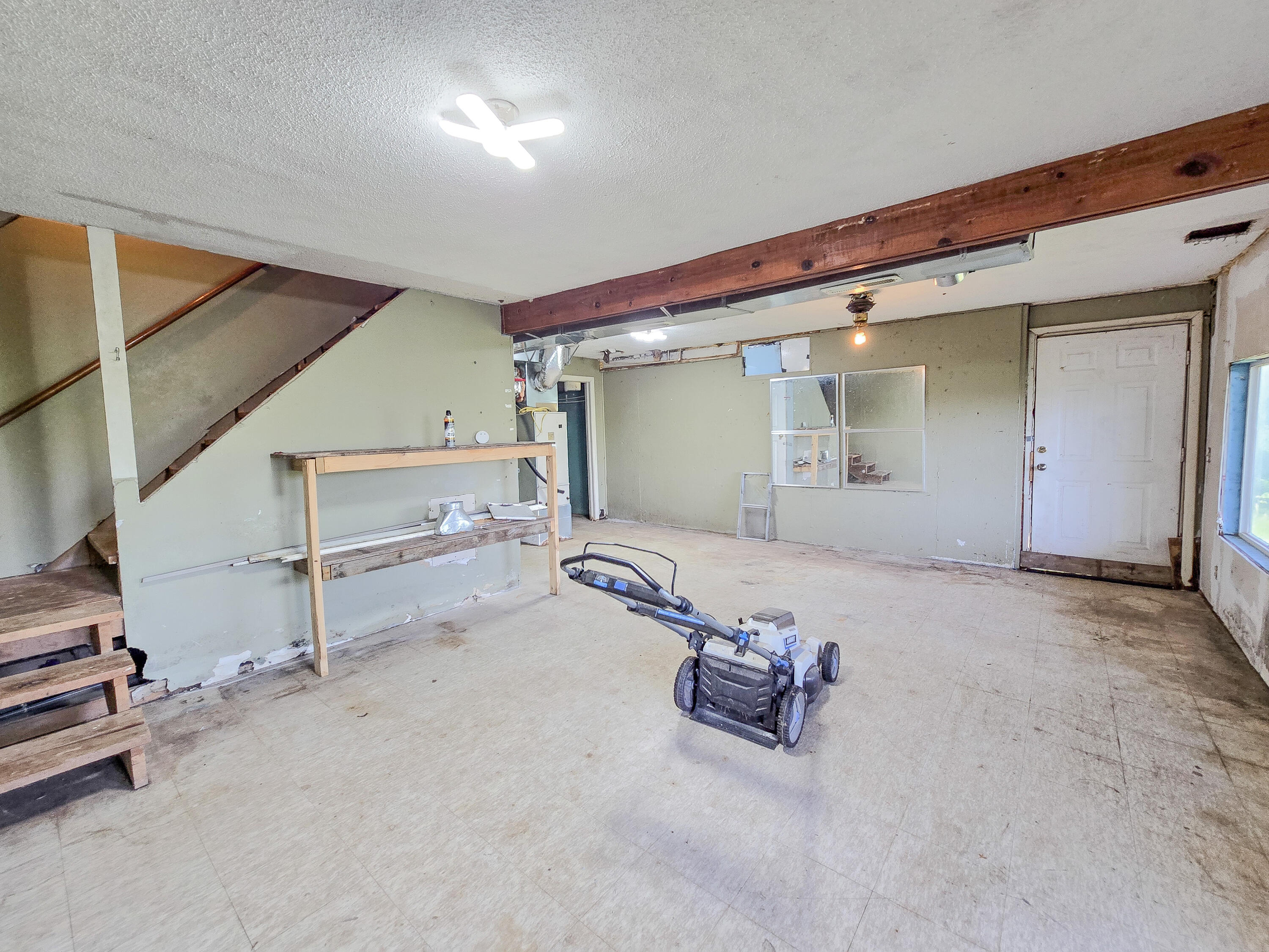 25454 Tulip Place Property Photo 16