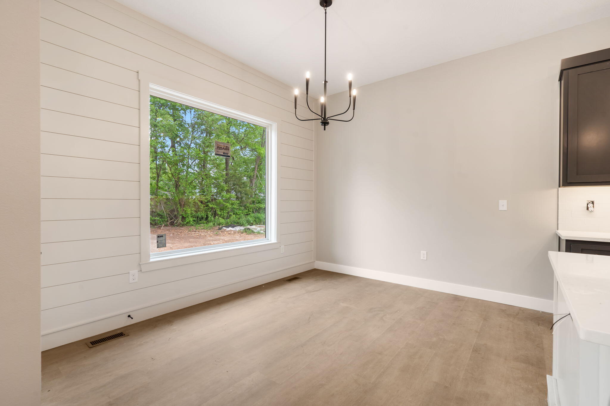 5214 Logan Drive Property Photo 5