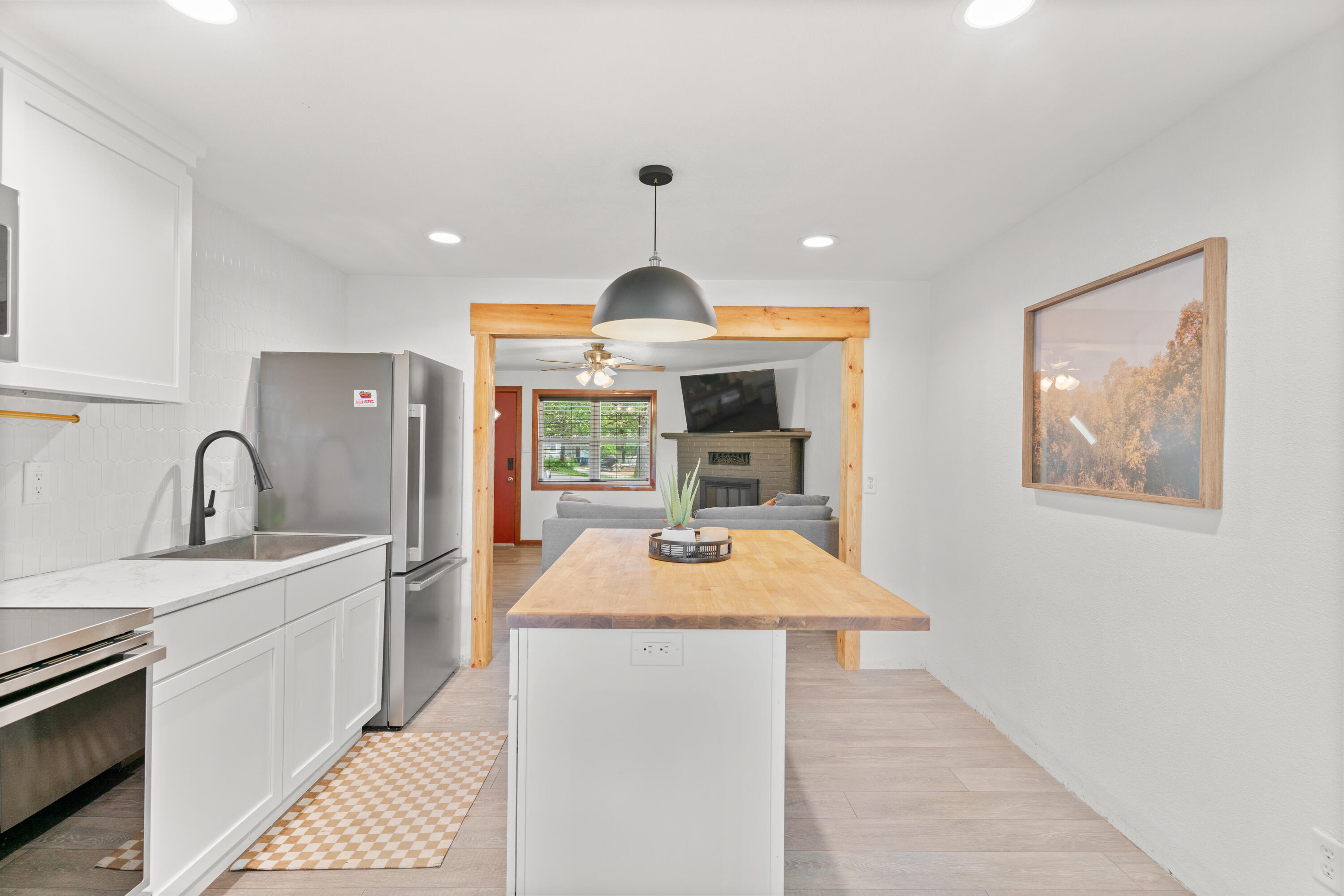17 Golden Drive Property Photo 8