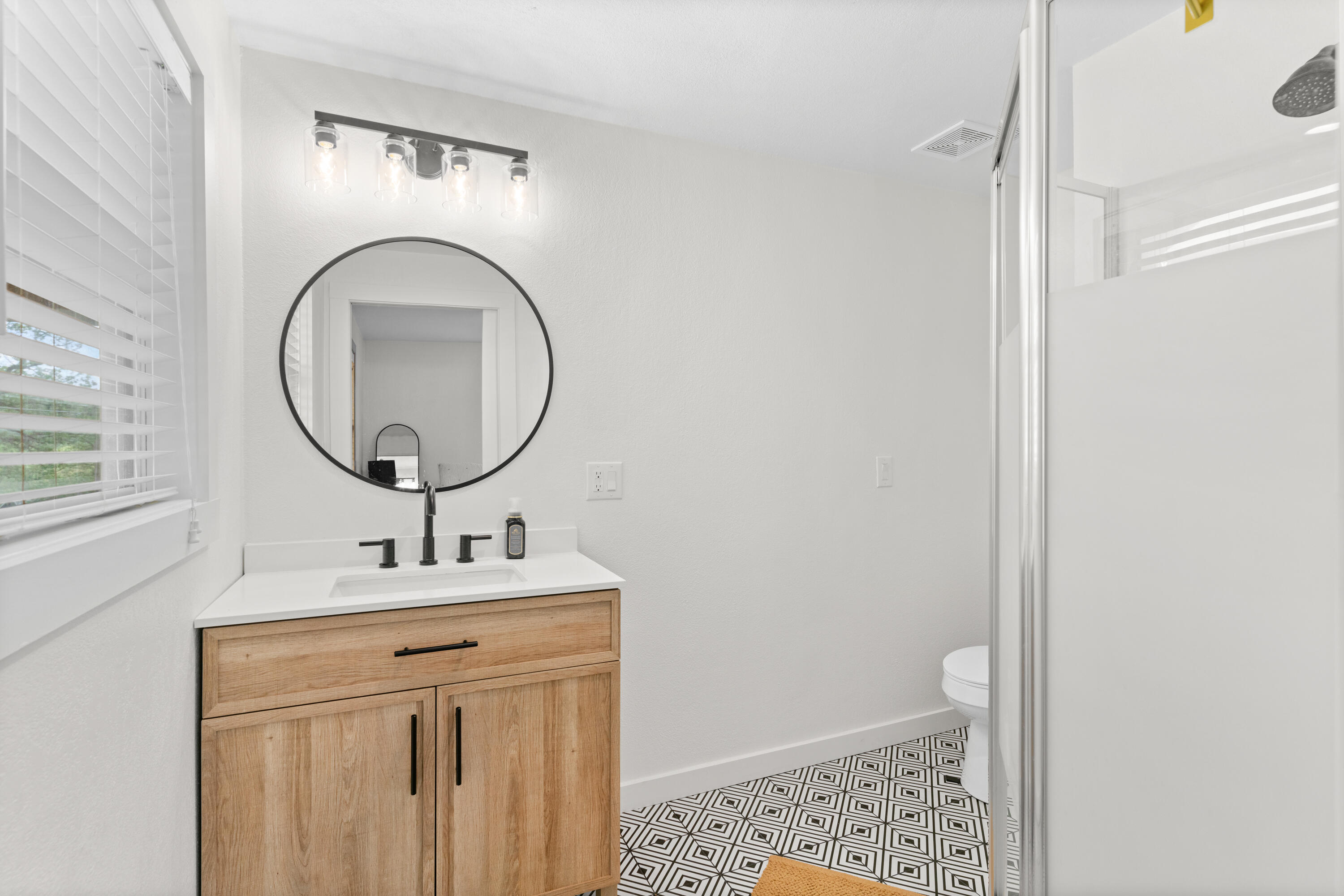 17 Golden Drive Property Photo 20