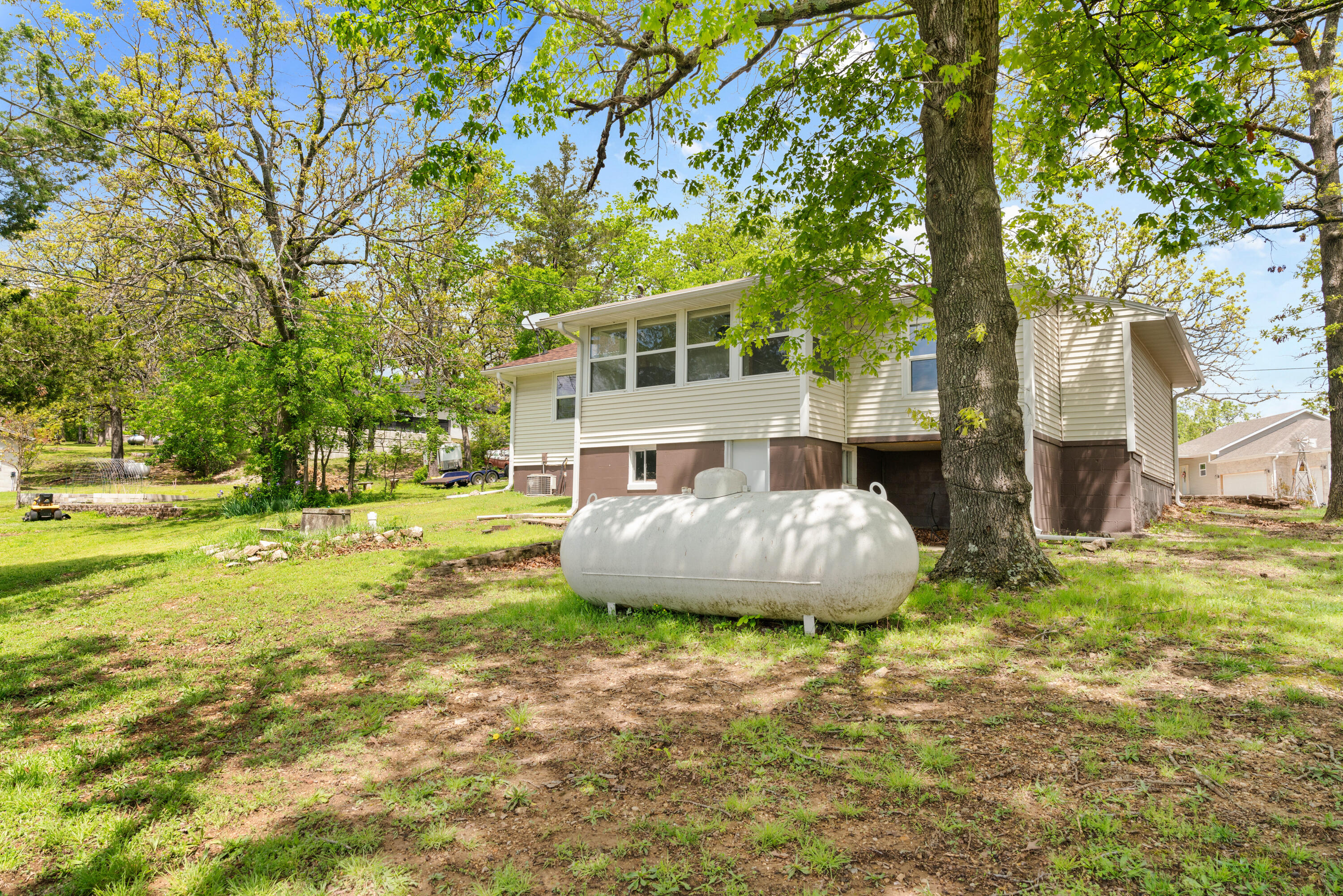 17 Golden Drive Property Photo 27