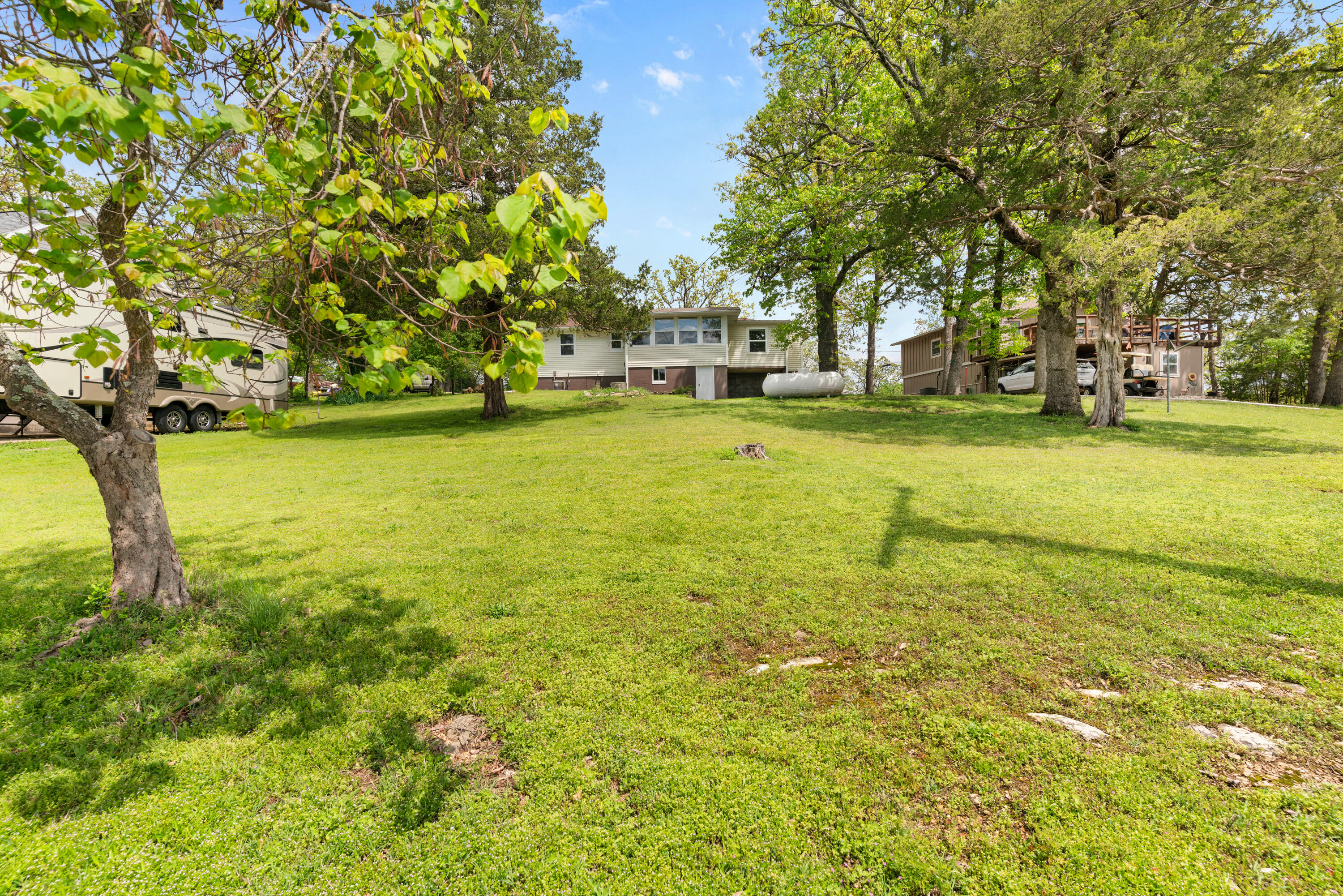 17 Golden Drive Property Photo 28