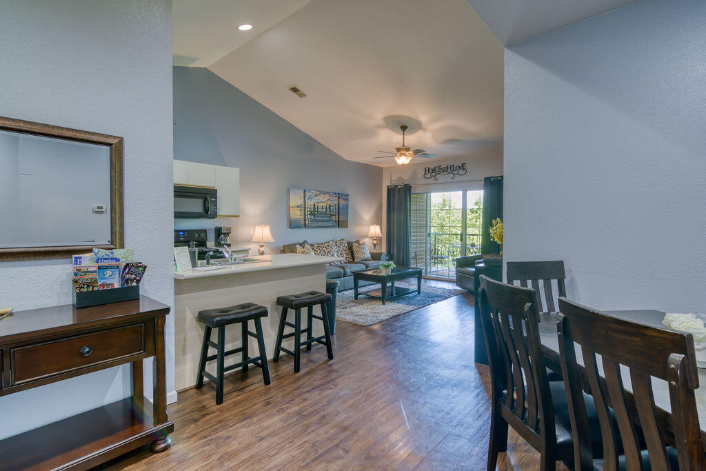 813 Holiday Ridge Property Photo 34