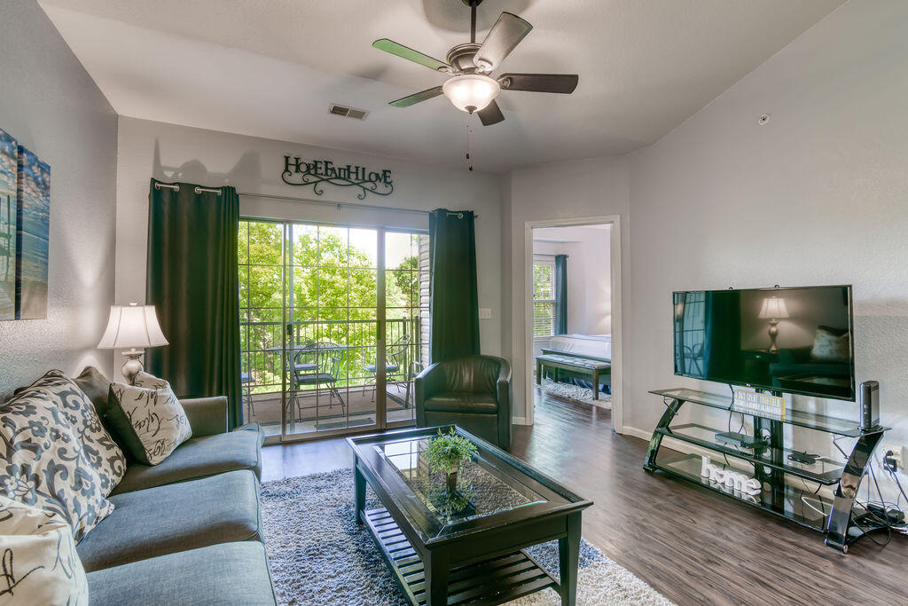 813 Holiday Ridge Property Photo 40