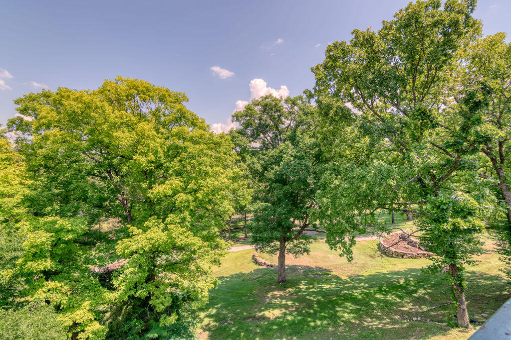 813 Holiday Ridge Property Photo 45