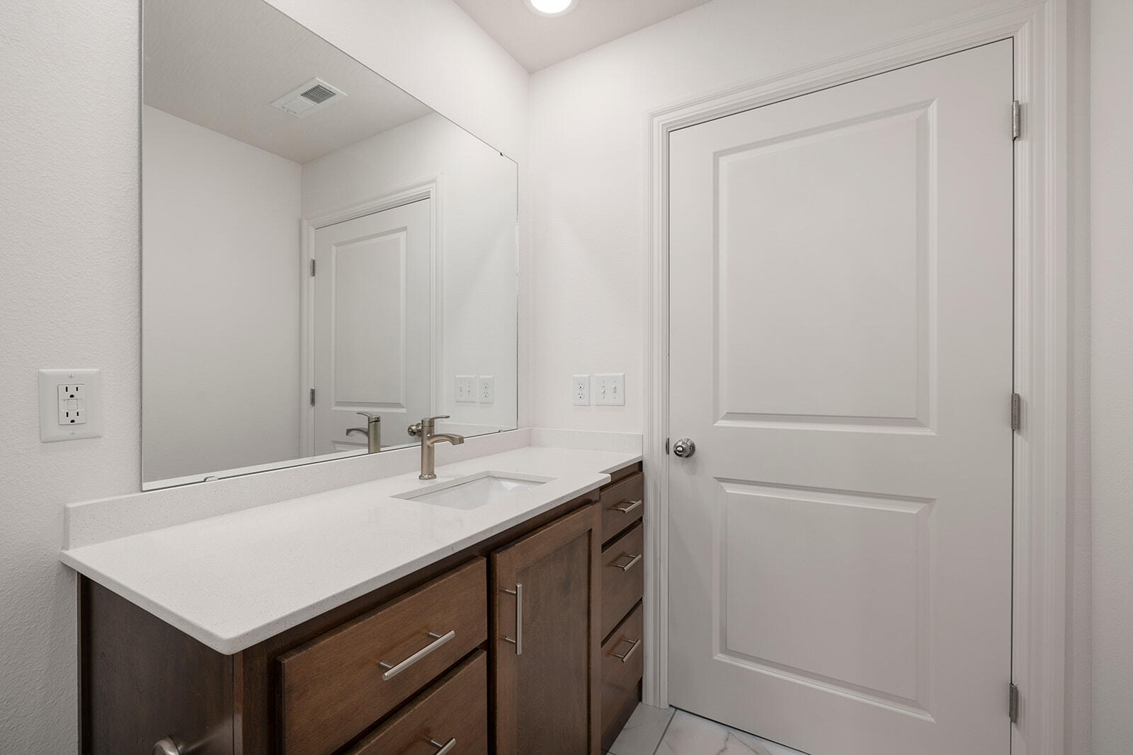 5550 West Mangrove Street Property Photo 16