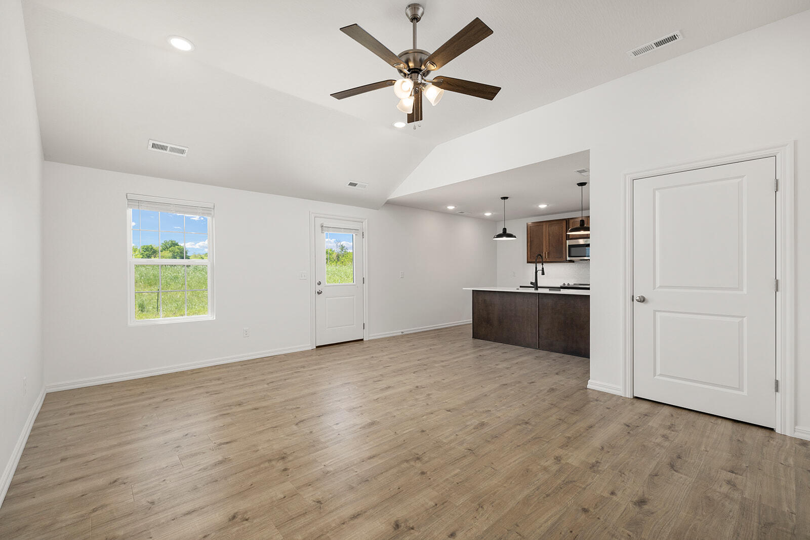 5550 West Mangrove Street Property Photo 18