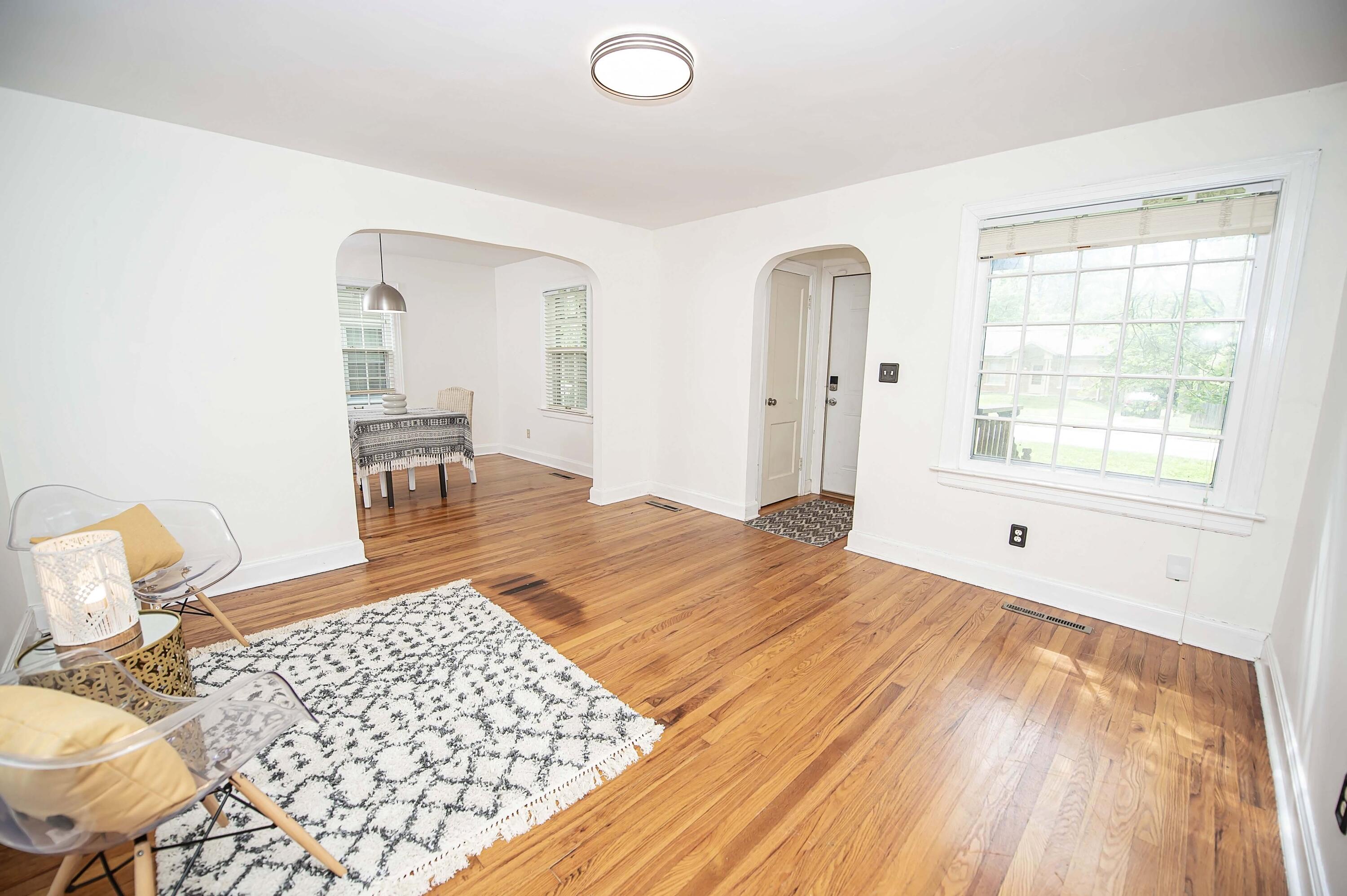1318 South Fremont Avenue Property Photo 4