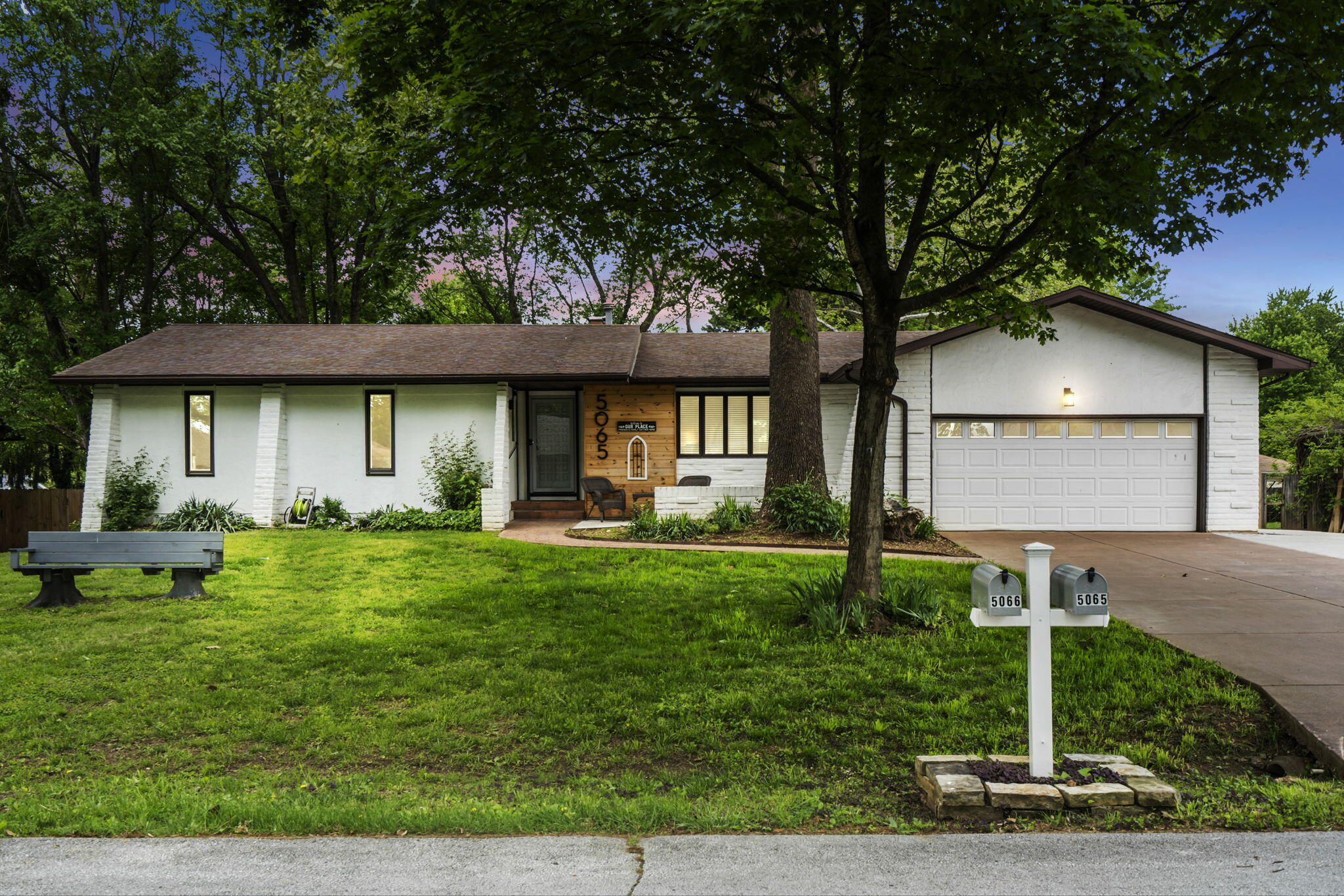5065 South Sycamore Avenue Property Photo 1