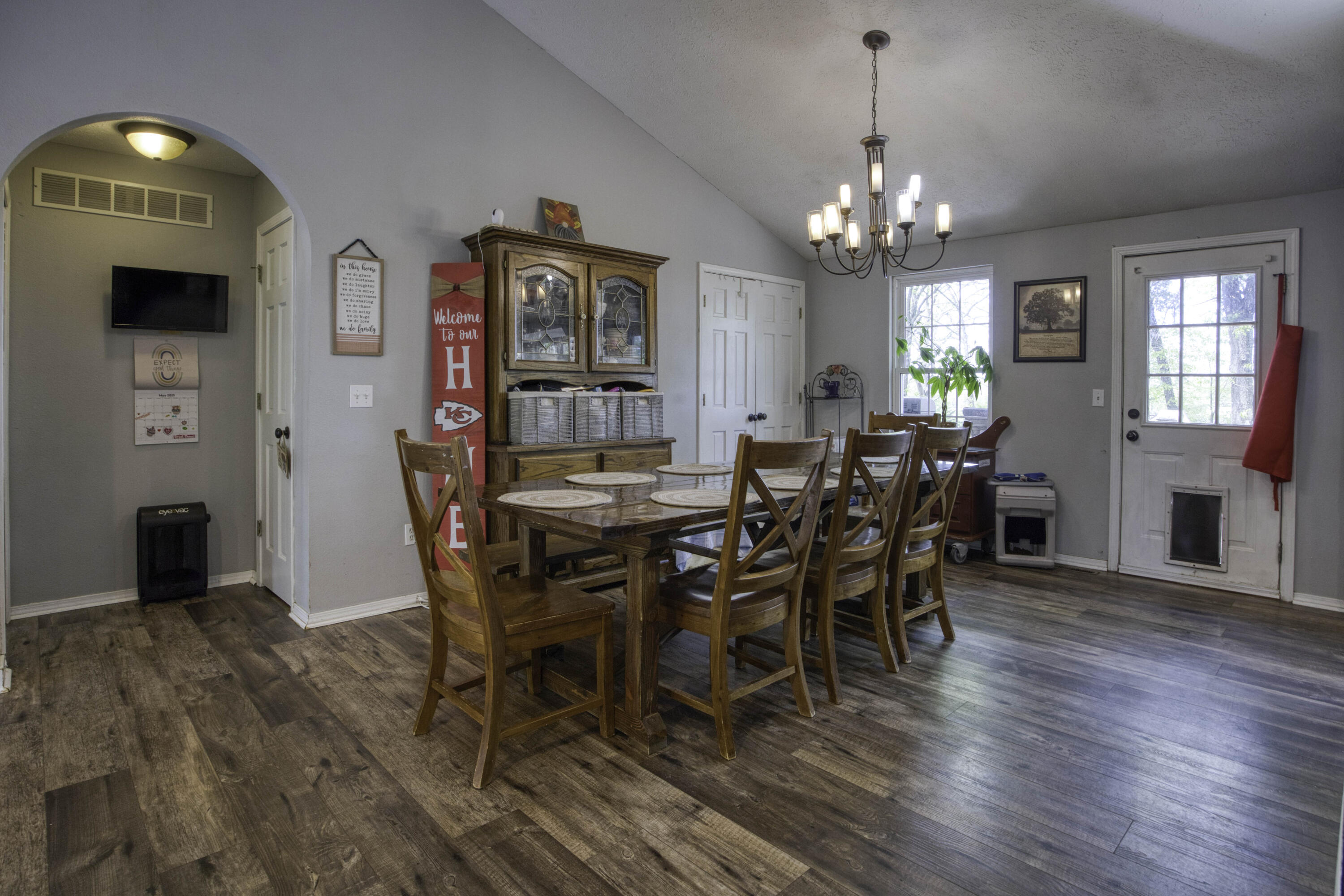 1603 Emerald Oaks Drive Property Photo 8