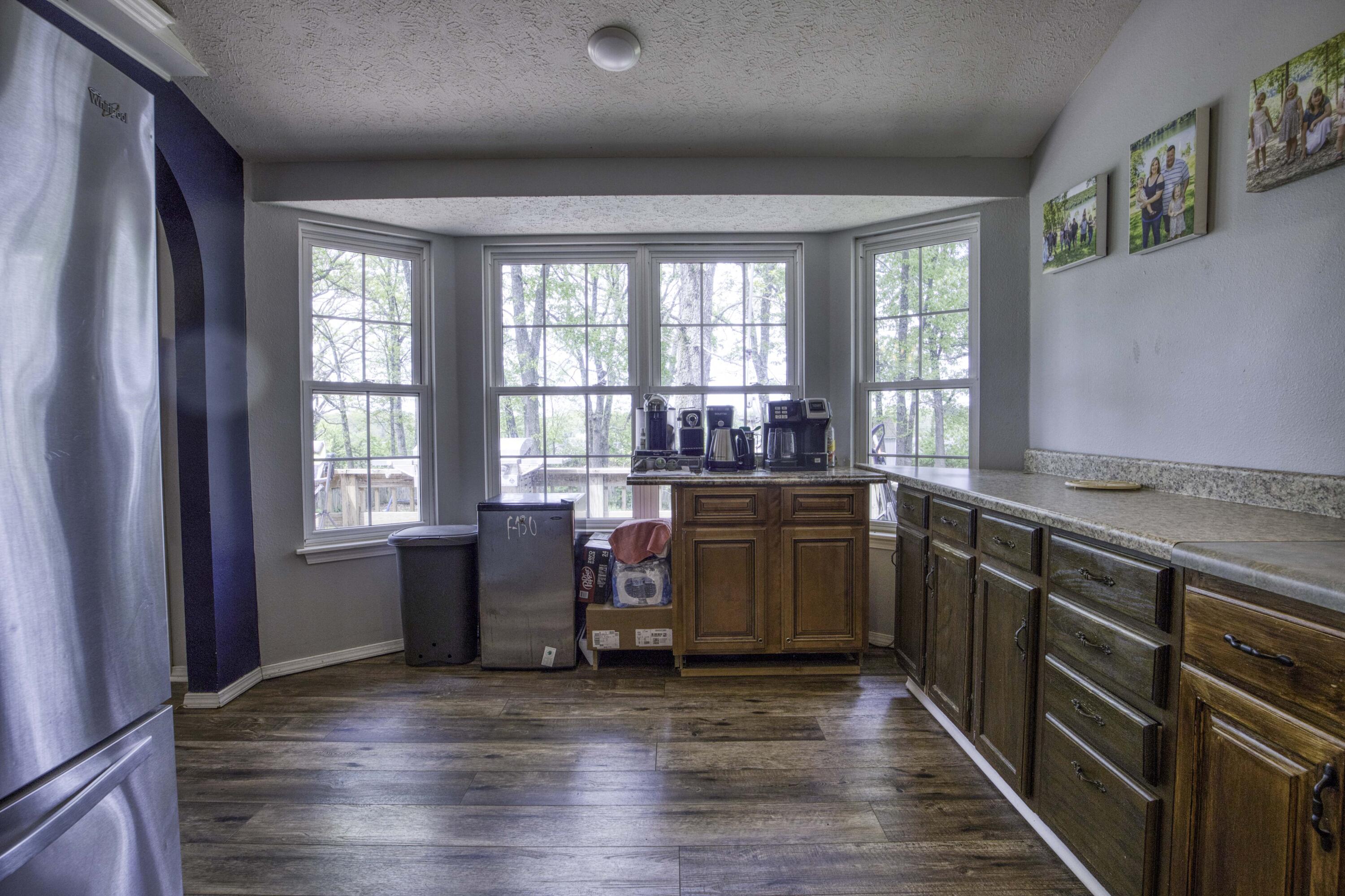 1603 Emerald Oaks Drive Property Photo 11