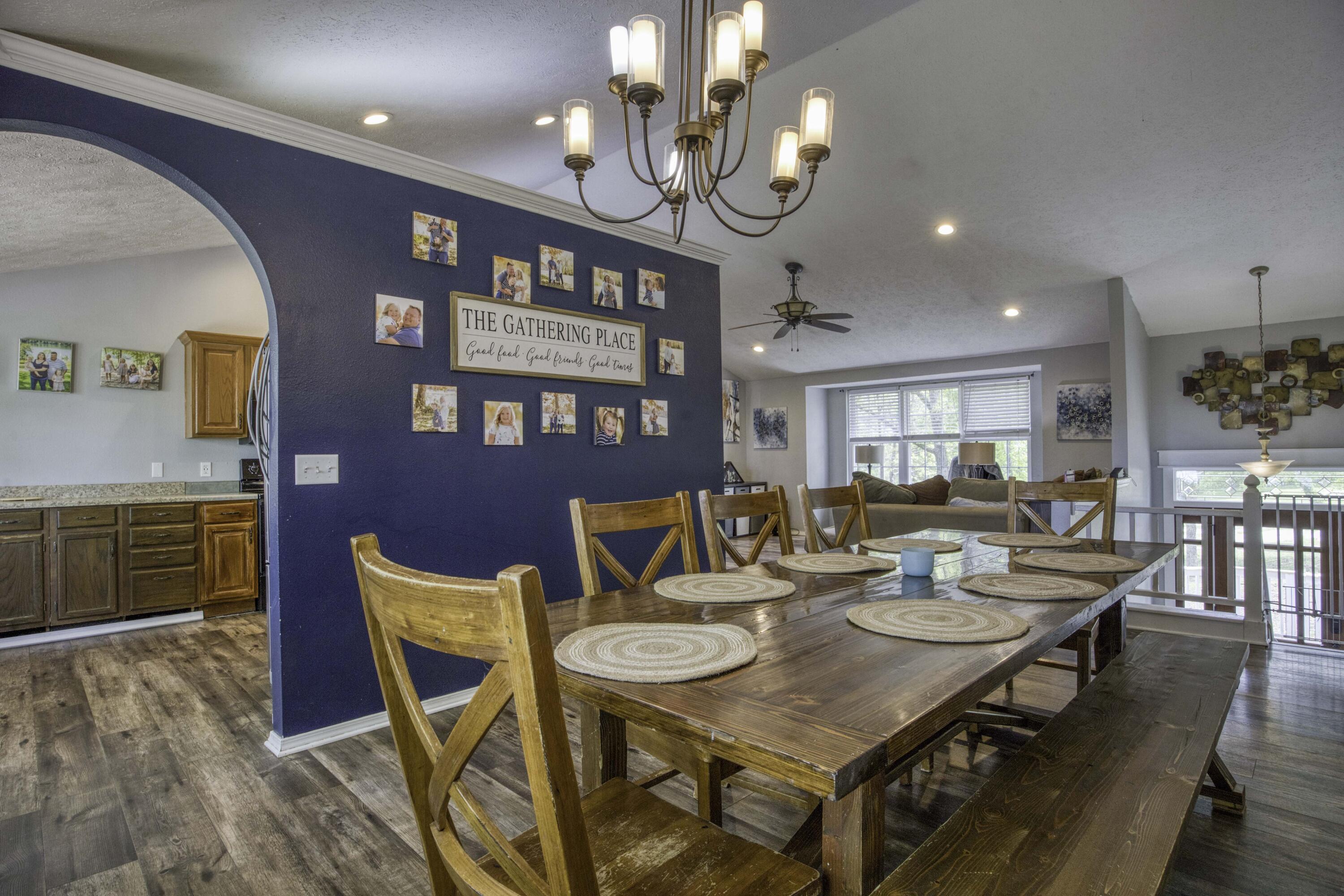 1603 Emerald Oaks Drive Property Photo 12