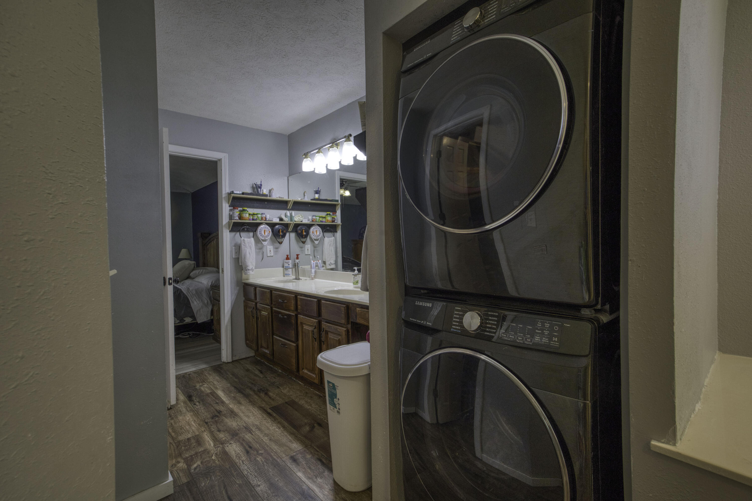 1603 Emerald Oaks Drive Property Photo 18