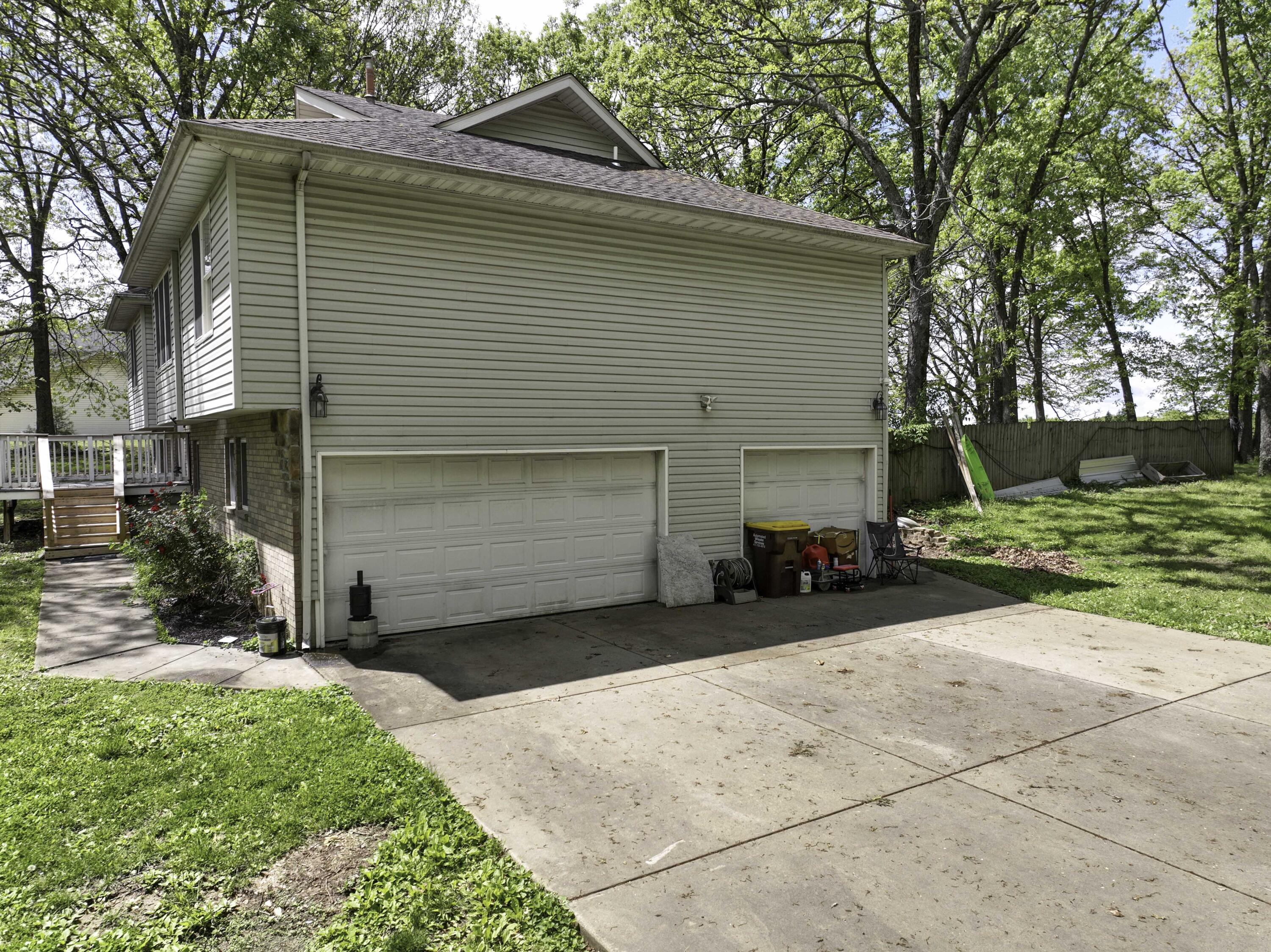 1603 Emerald Oaks Drive Property Photo 32