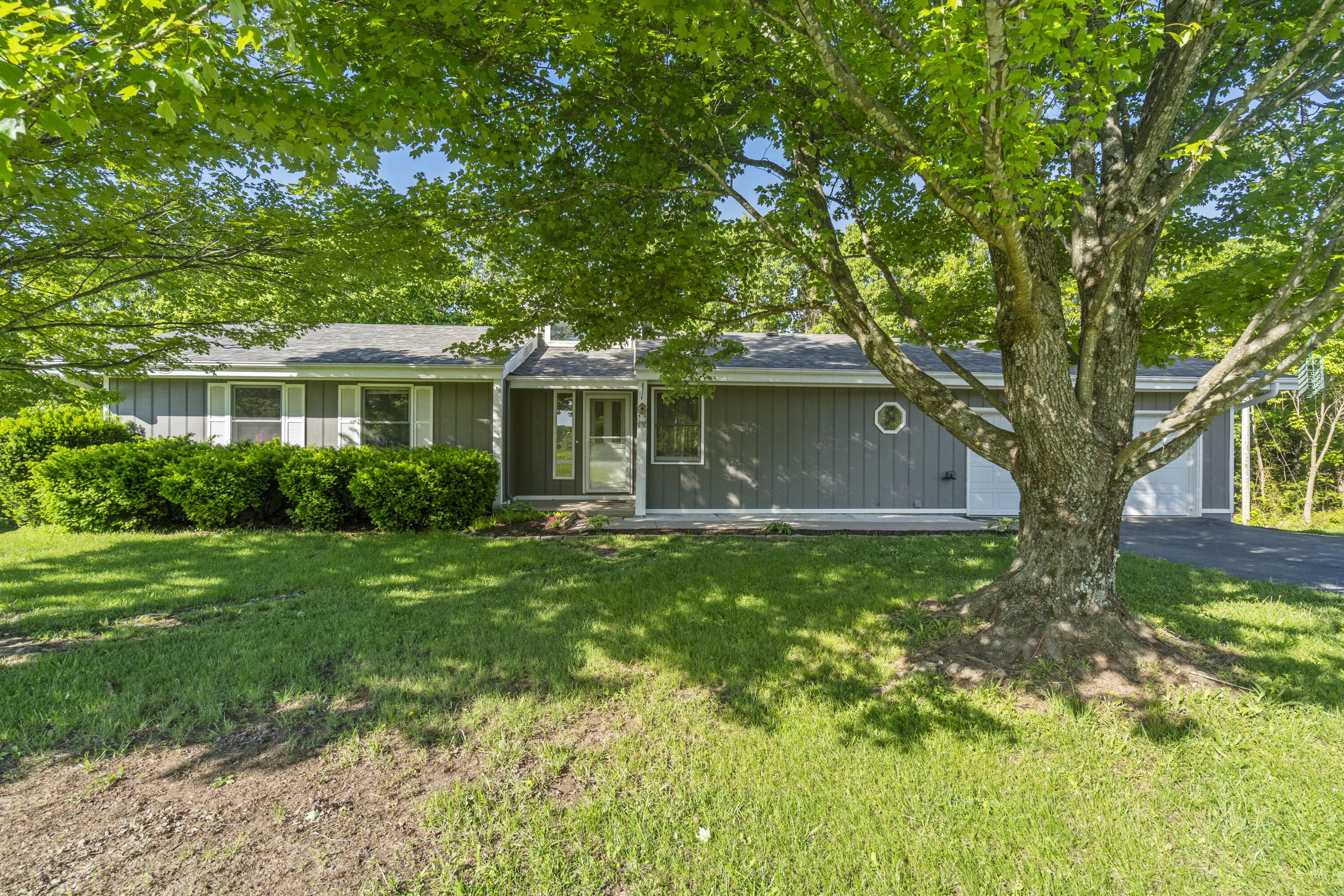 408 Meadowlark Road Property Photo
