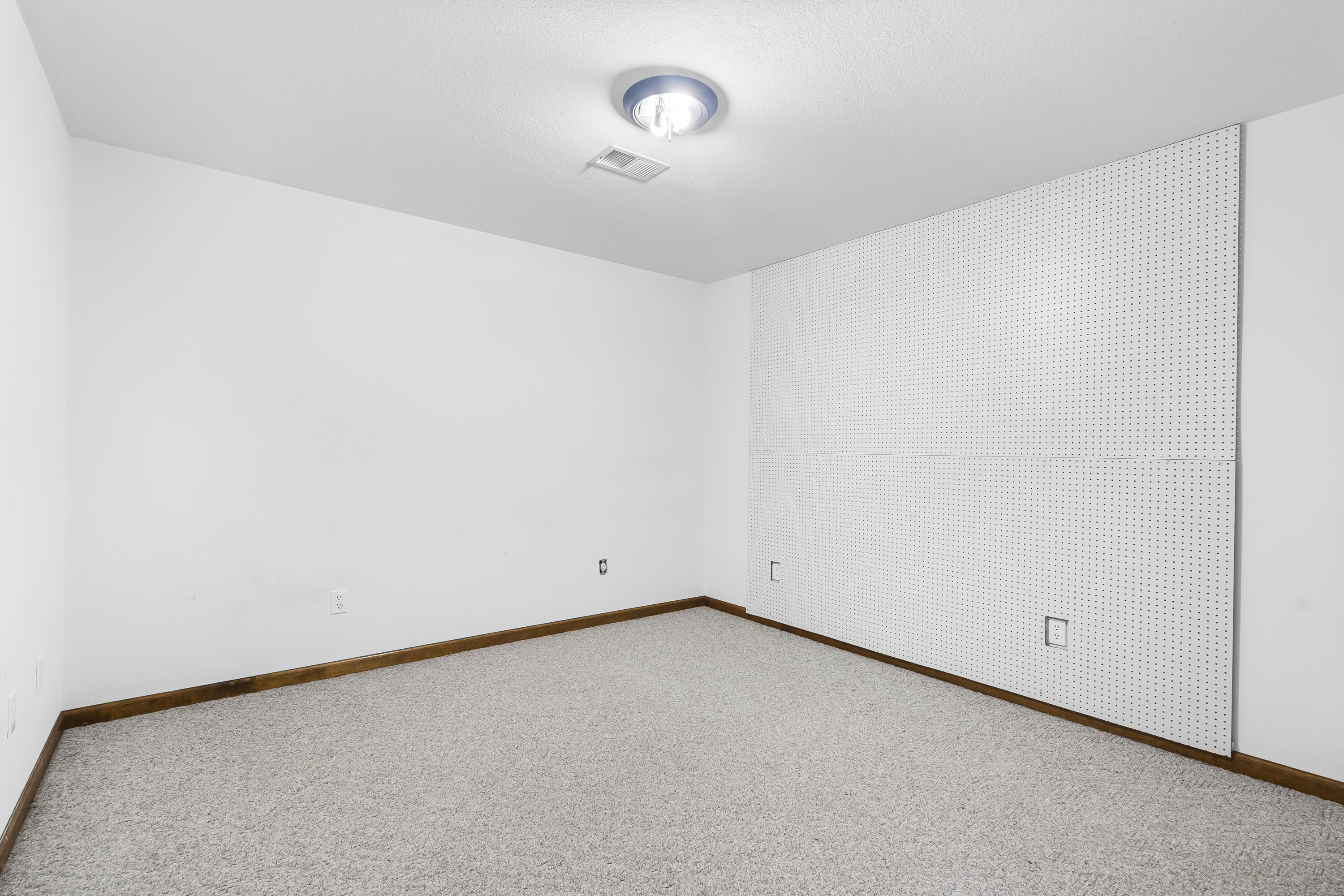 408 Meadowlark Road Property Photo 11