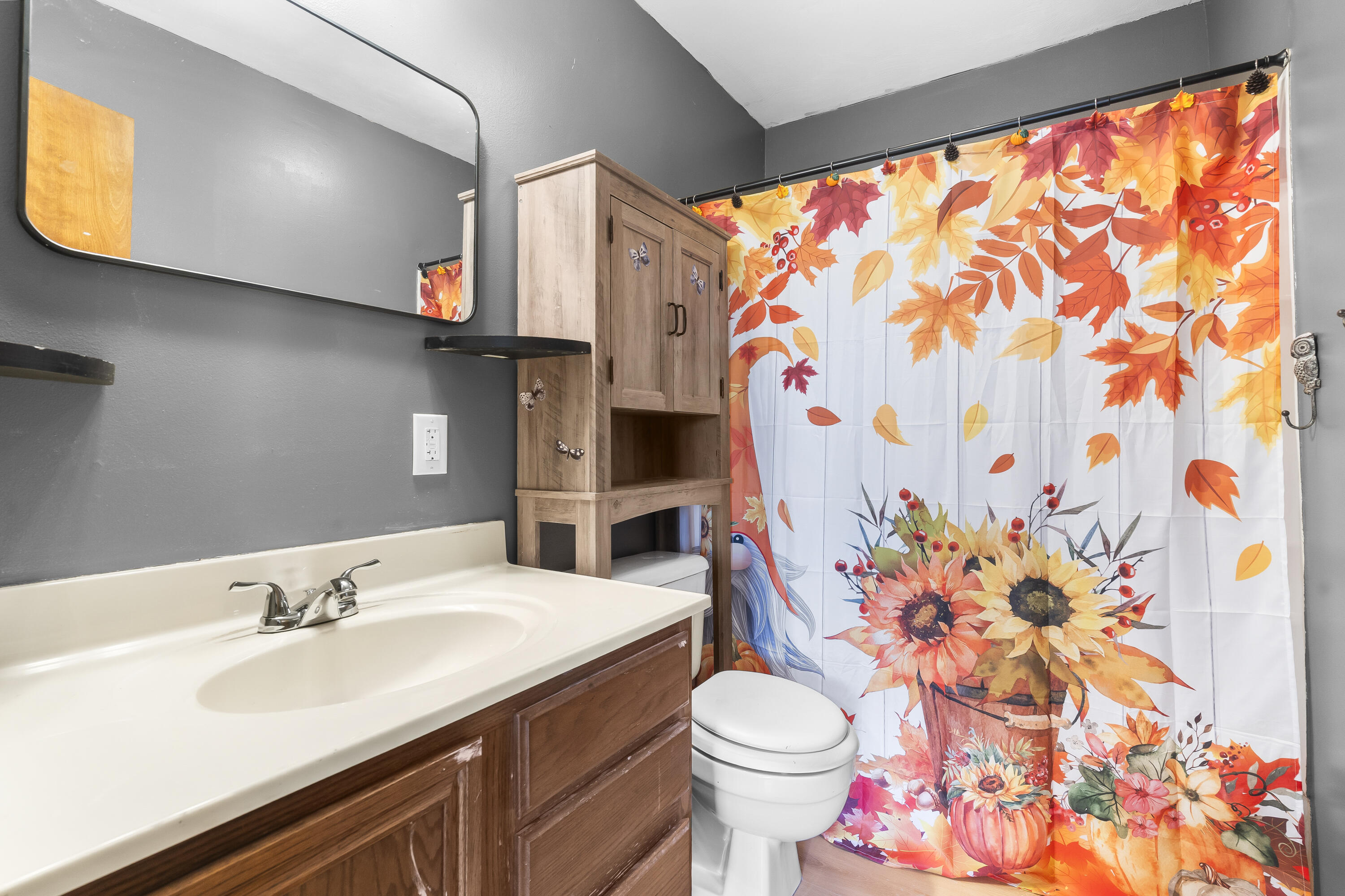 408 Meadowlark Road Property Photo 15