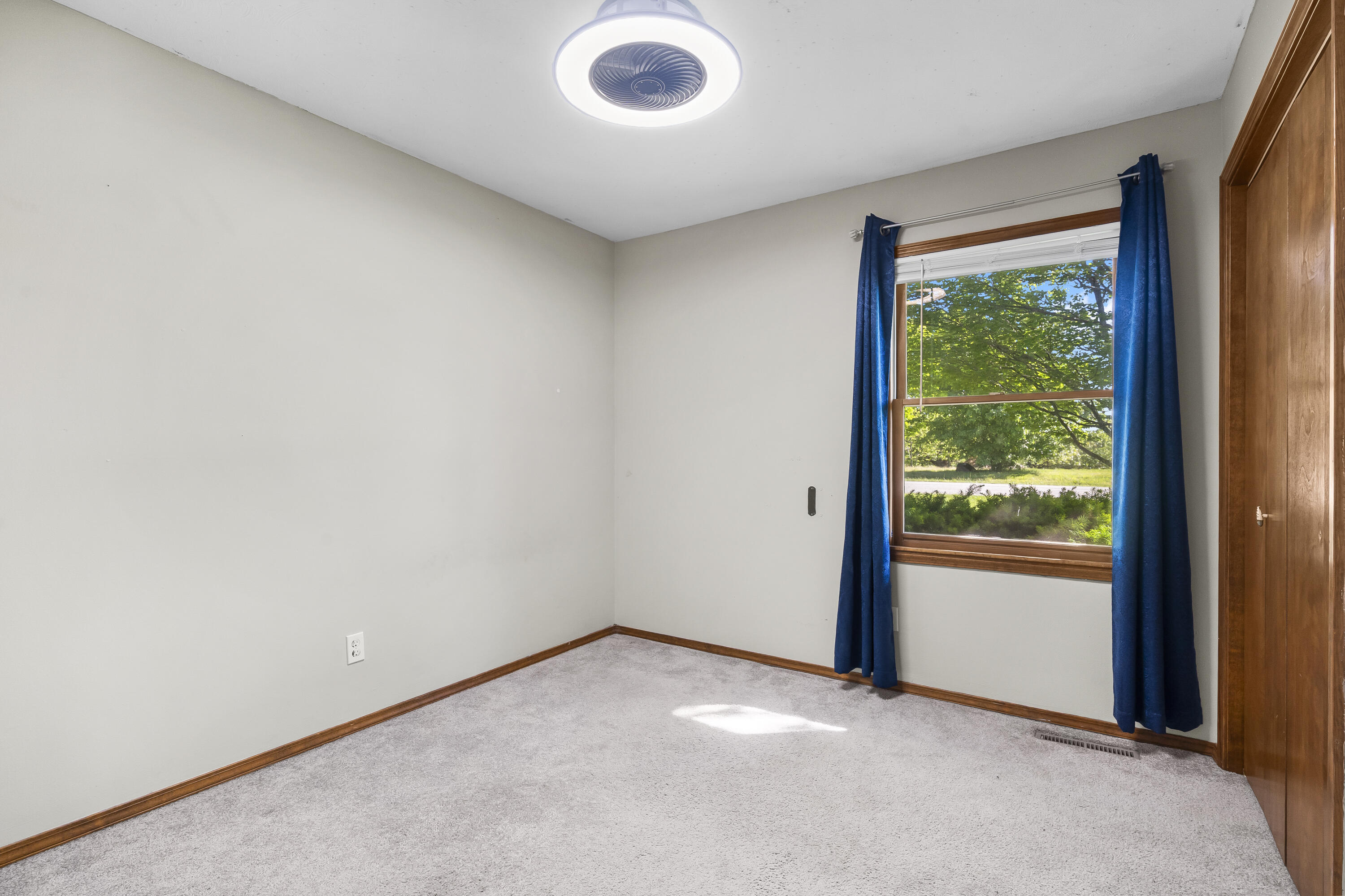 408 Meadowlark Road Property Photo 18