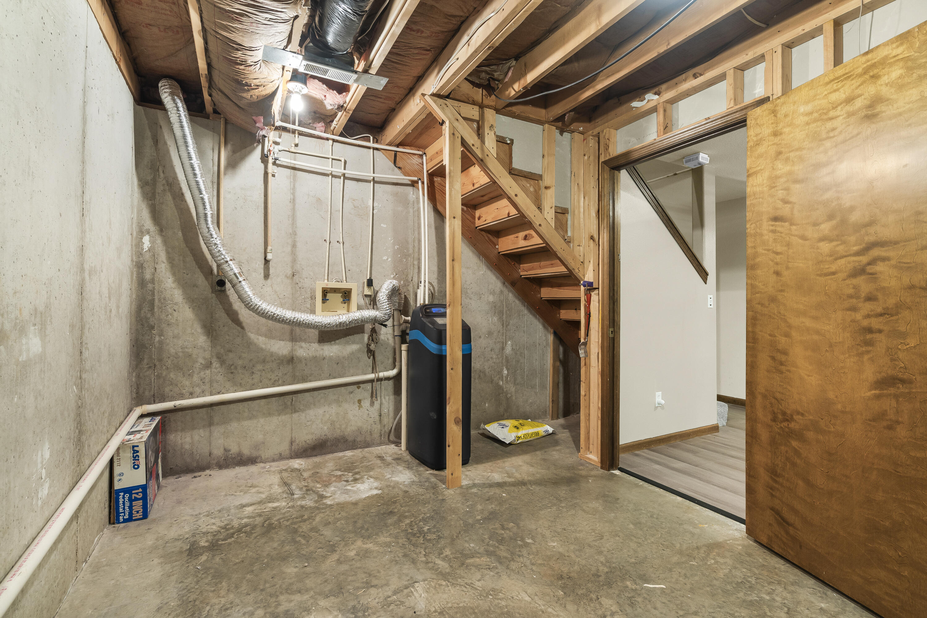 408 Meadowlark Road Property Photo 21