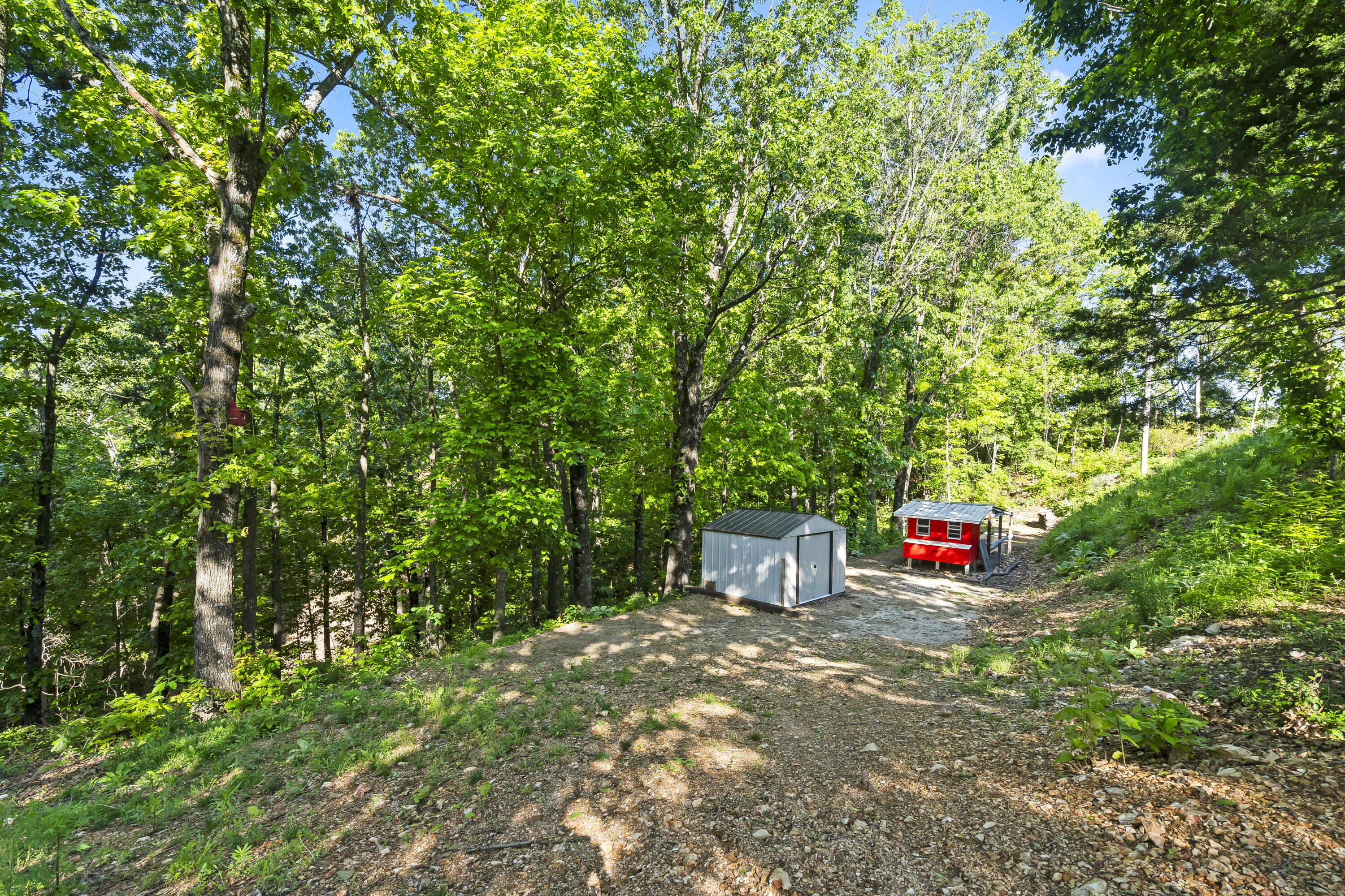 408 Meadowlark Road Property Photo 27