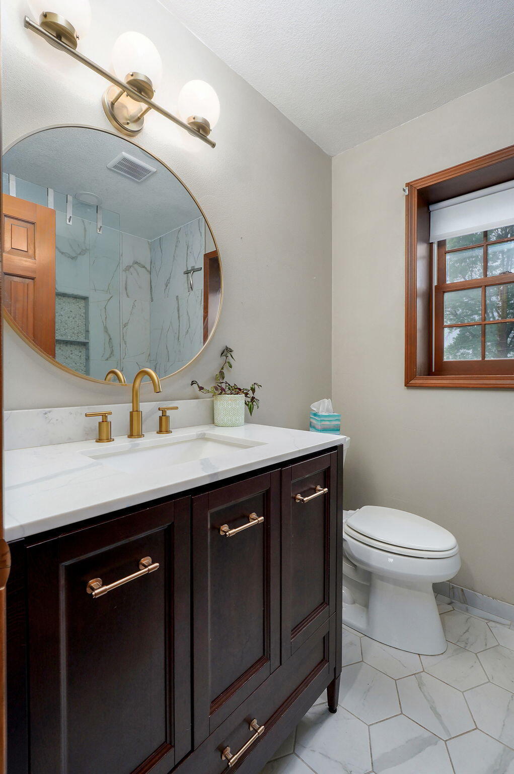 814 West Swan Street Property Photo 24