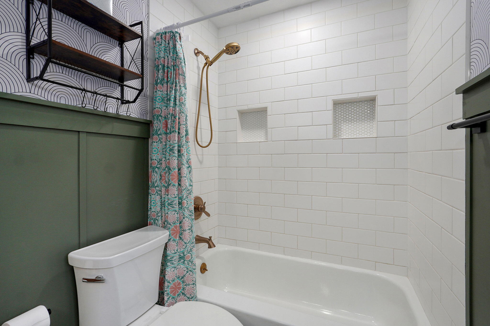 814 West Swan Street Property Photo 28