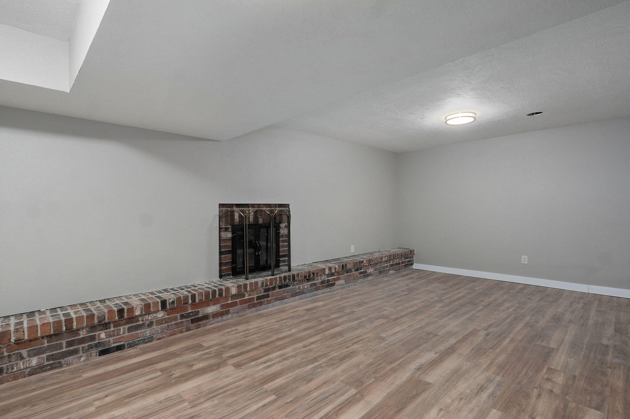 814 West Swan Street Property Photo 35