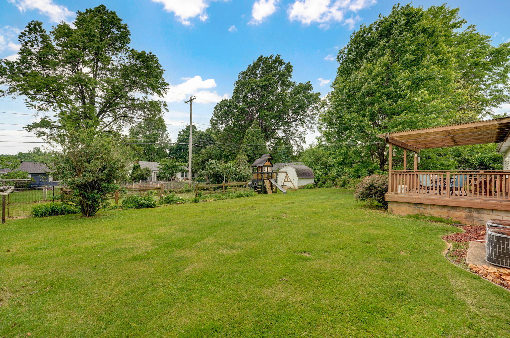 814 West Swan Street Property Photo 46
