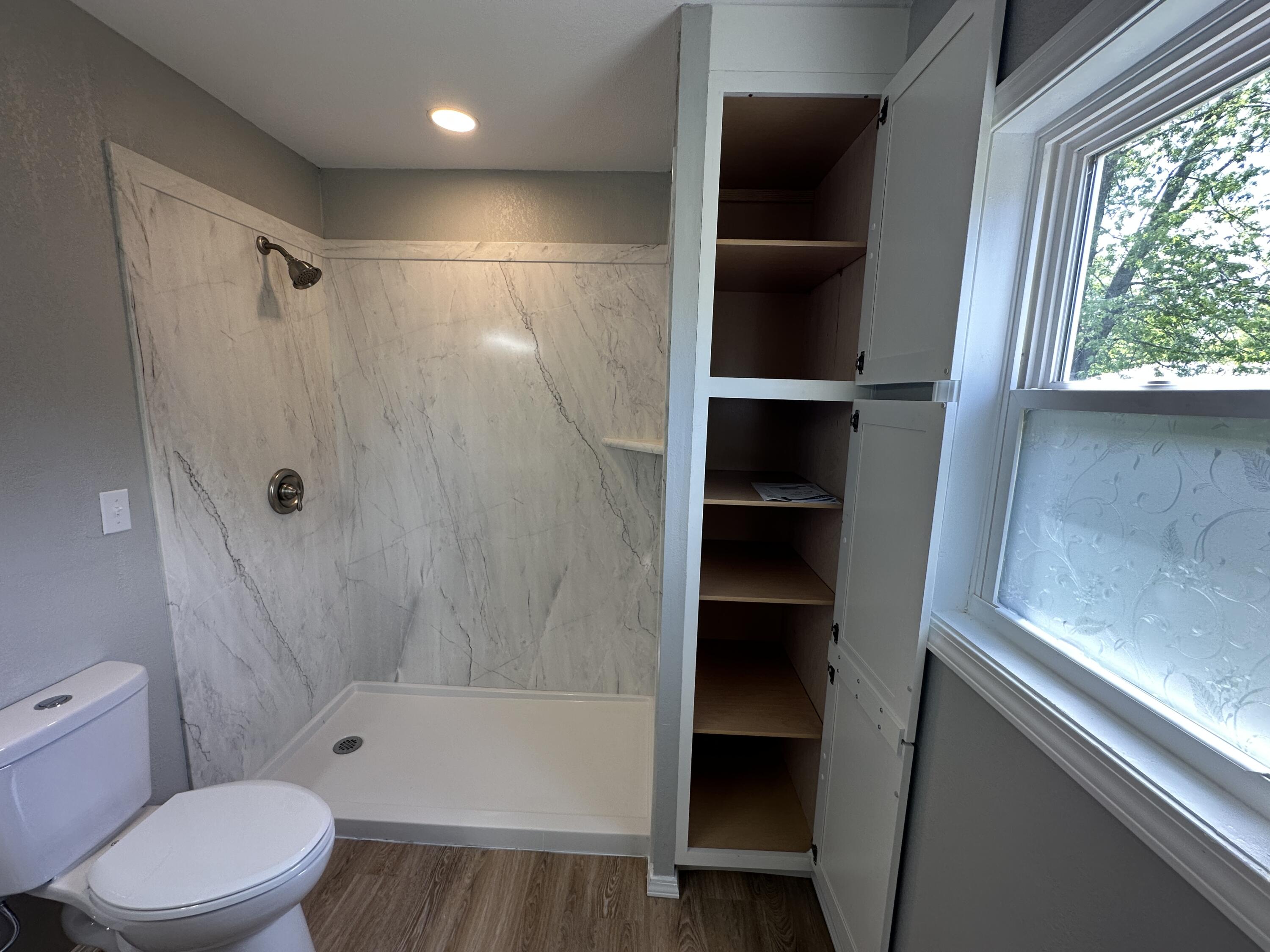 602 South Elm Street Property Photo 16