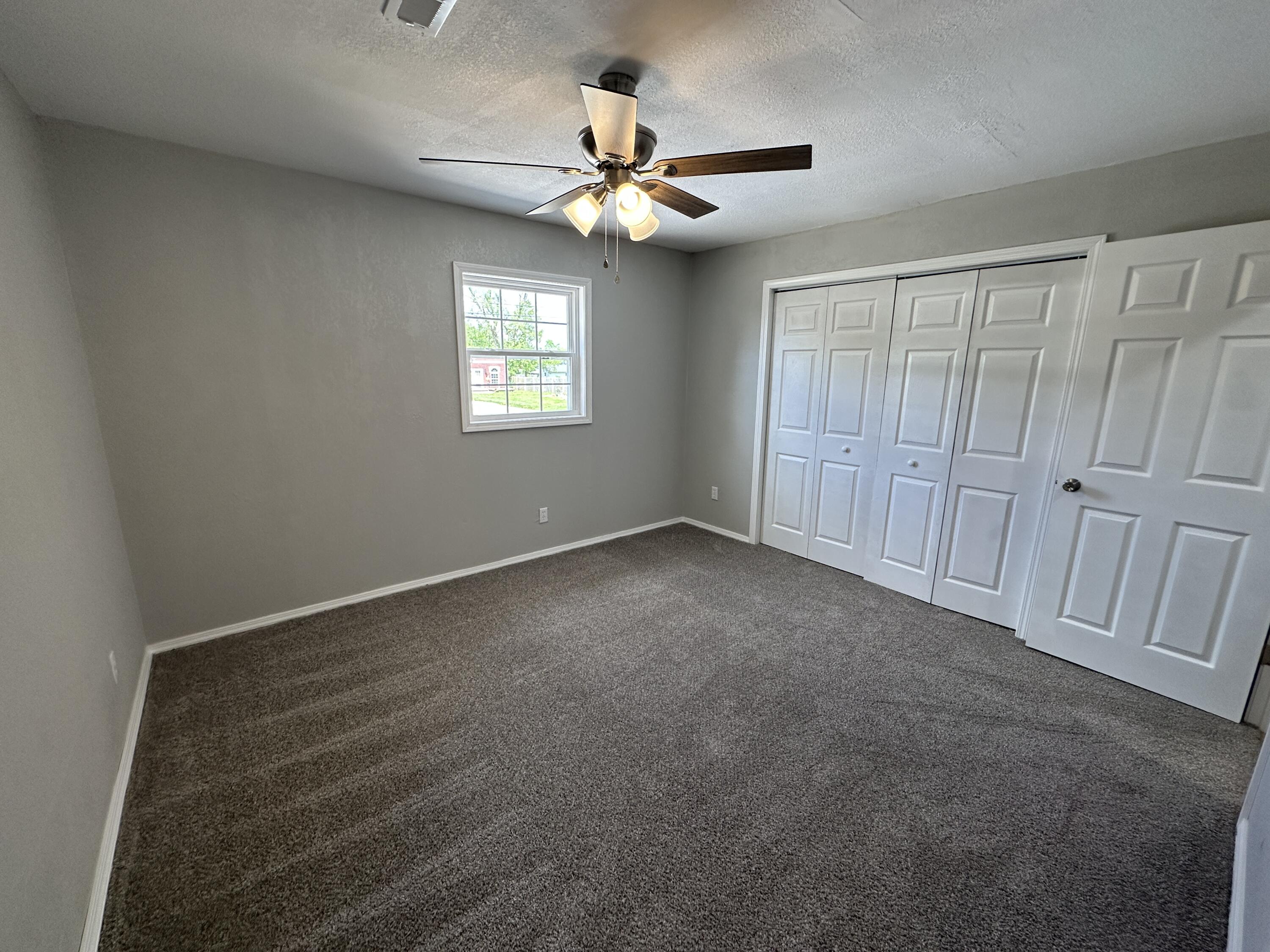 602 South Elm Street Property Photo 17