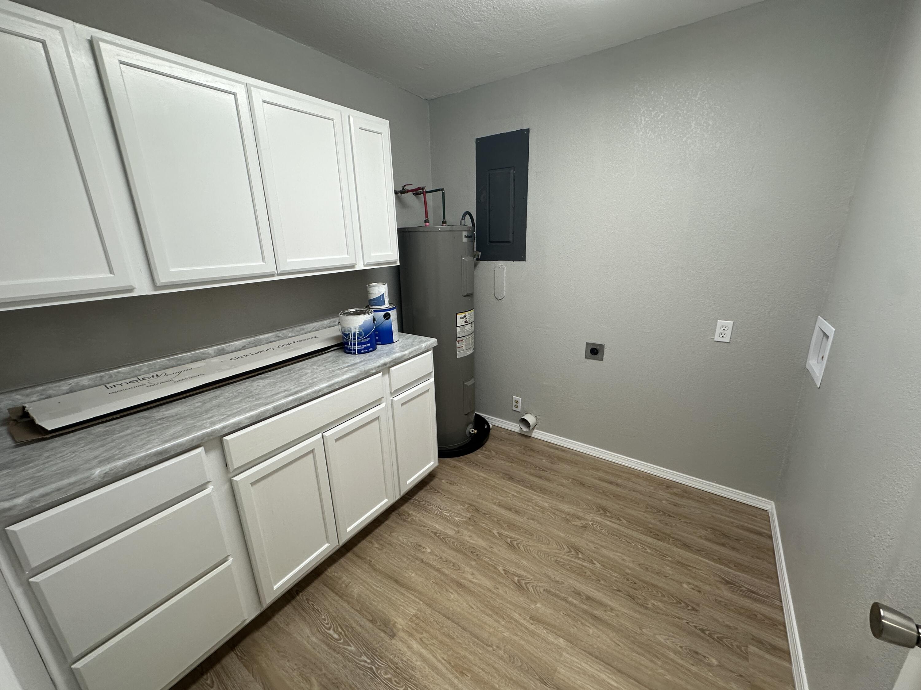 602 South Elm Street Property Photo 18