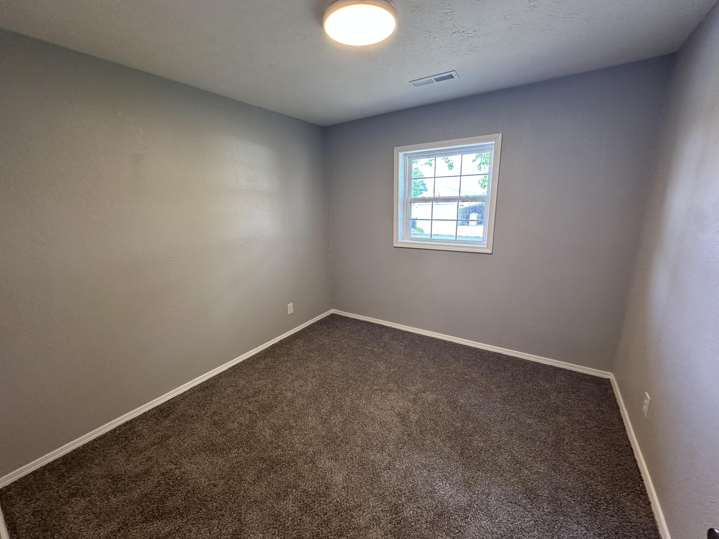 602 South Elm Street Property Photo 20