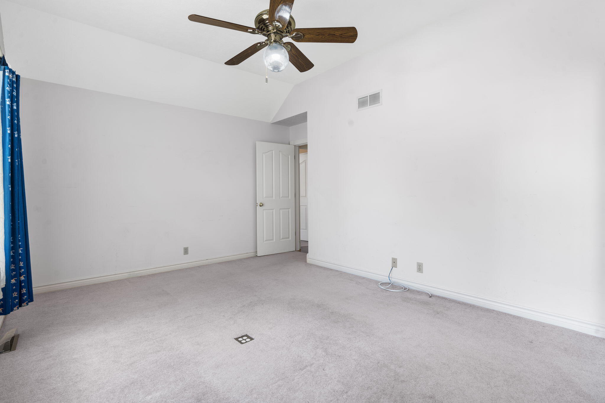 106 South Maple Street Property Photo 14