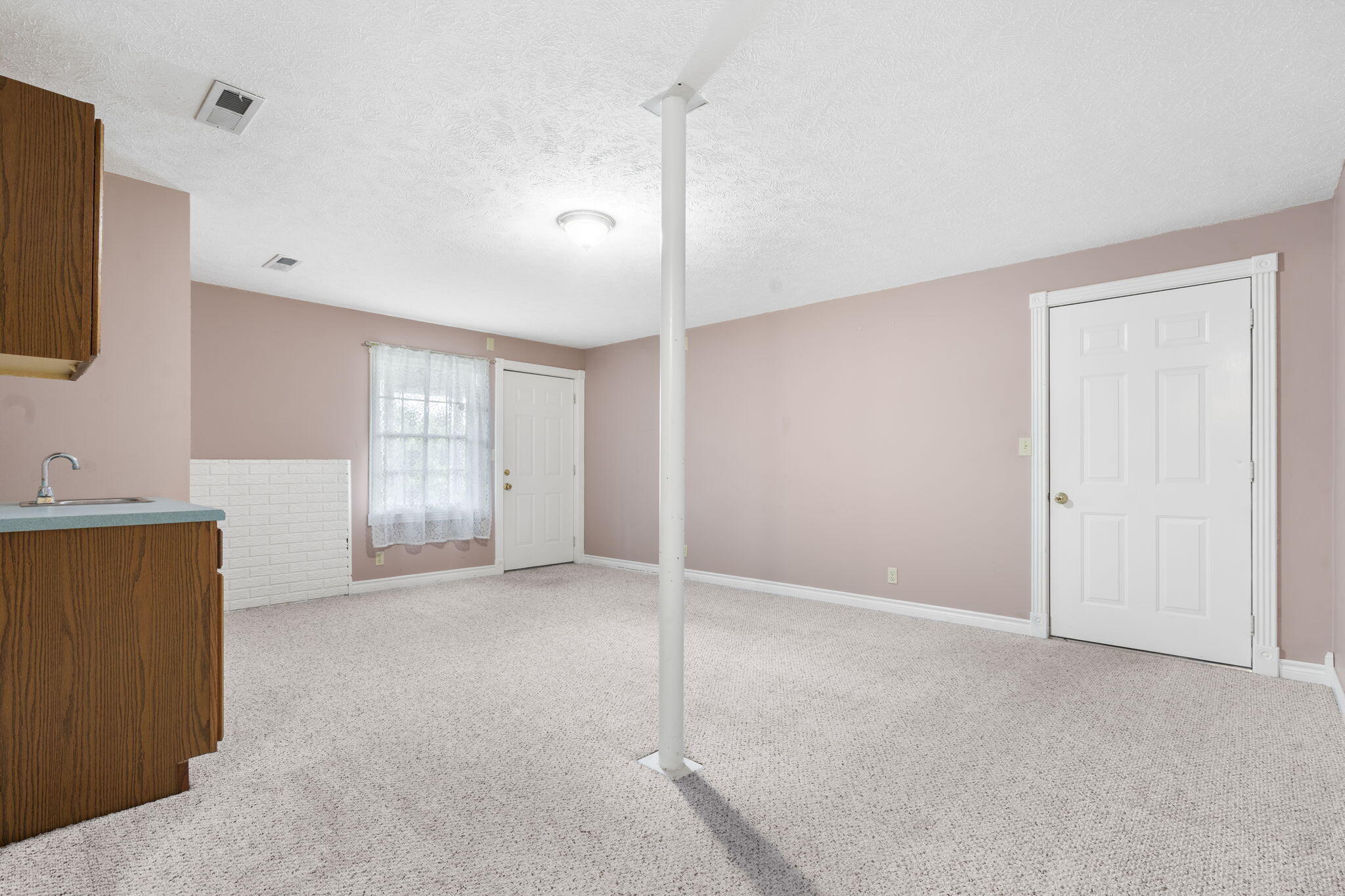 106 South Maple Street Property Photo 18